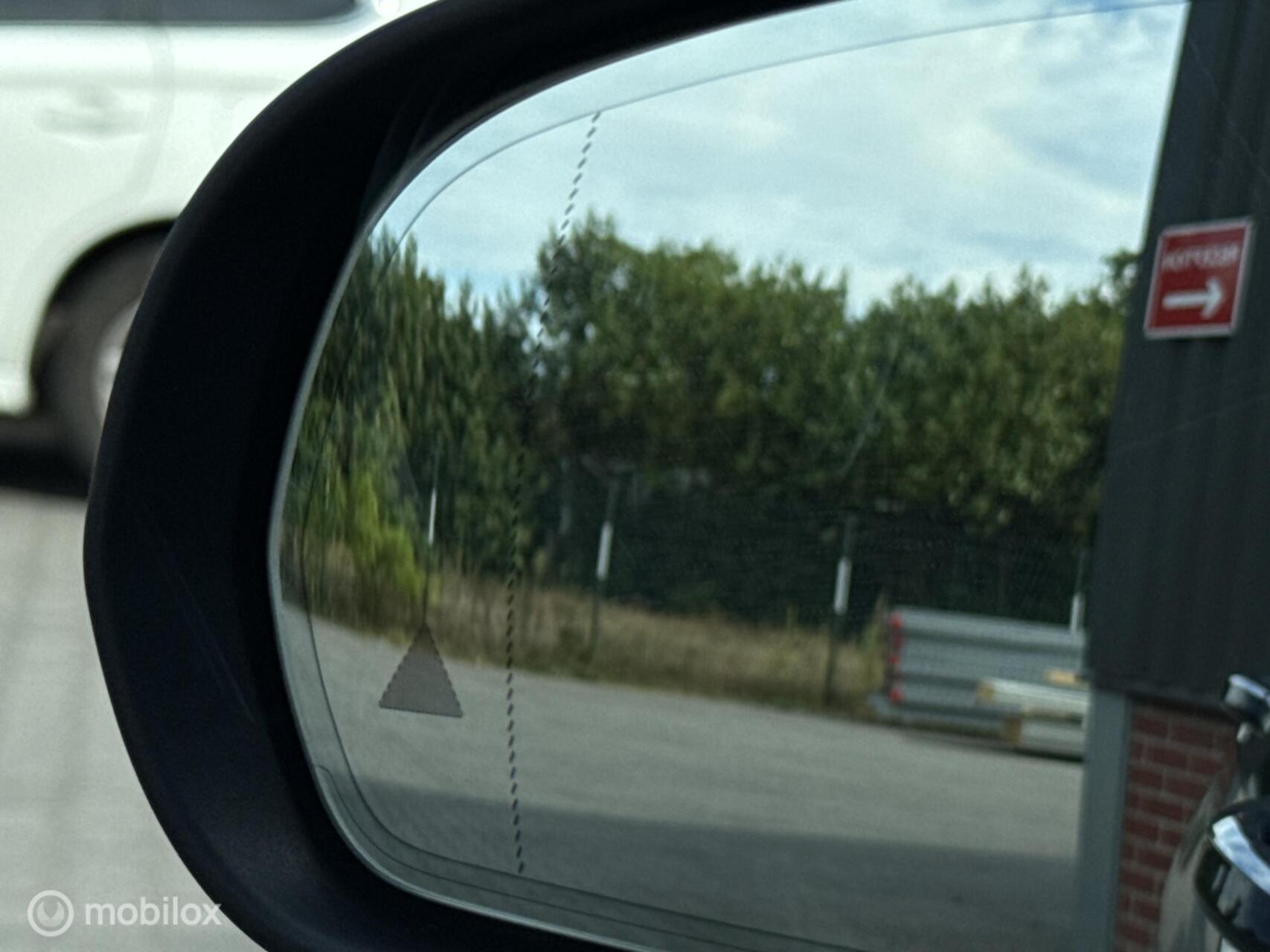 Foto van Mercedes-Benz GLC 350 E 4Matic
