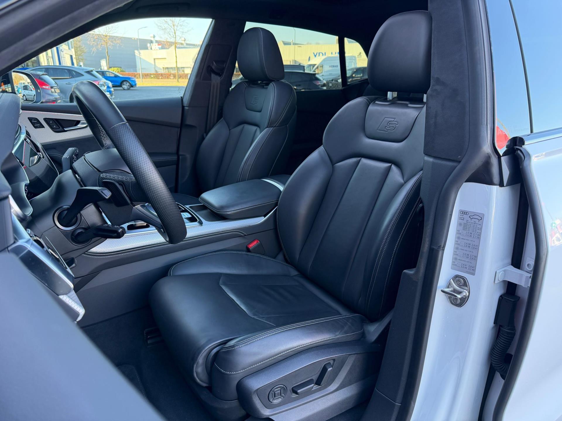 Foto van Audi Q8 60 TFSI E