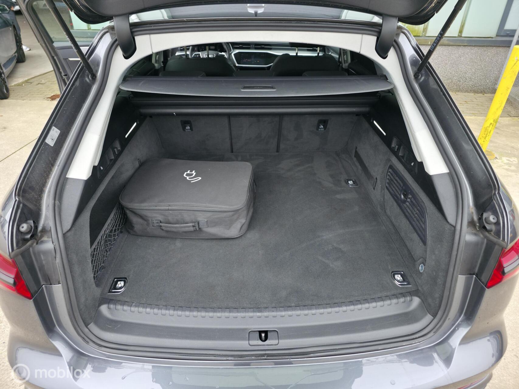 Foto van Audi A6 Avant 55 TFSI E