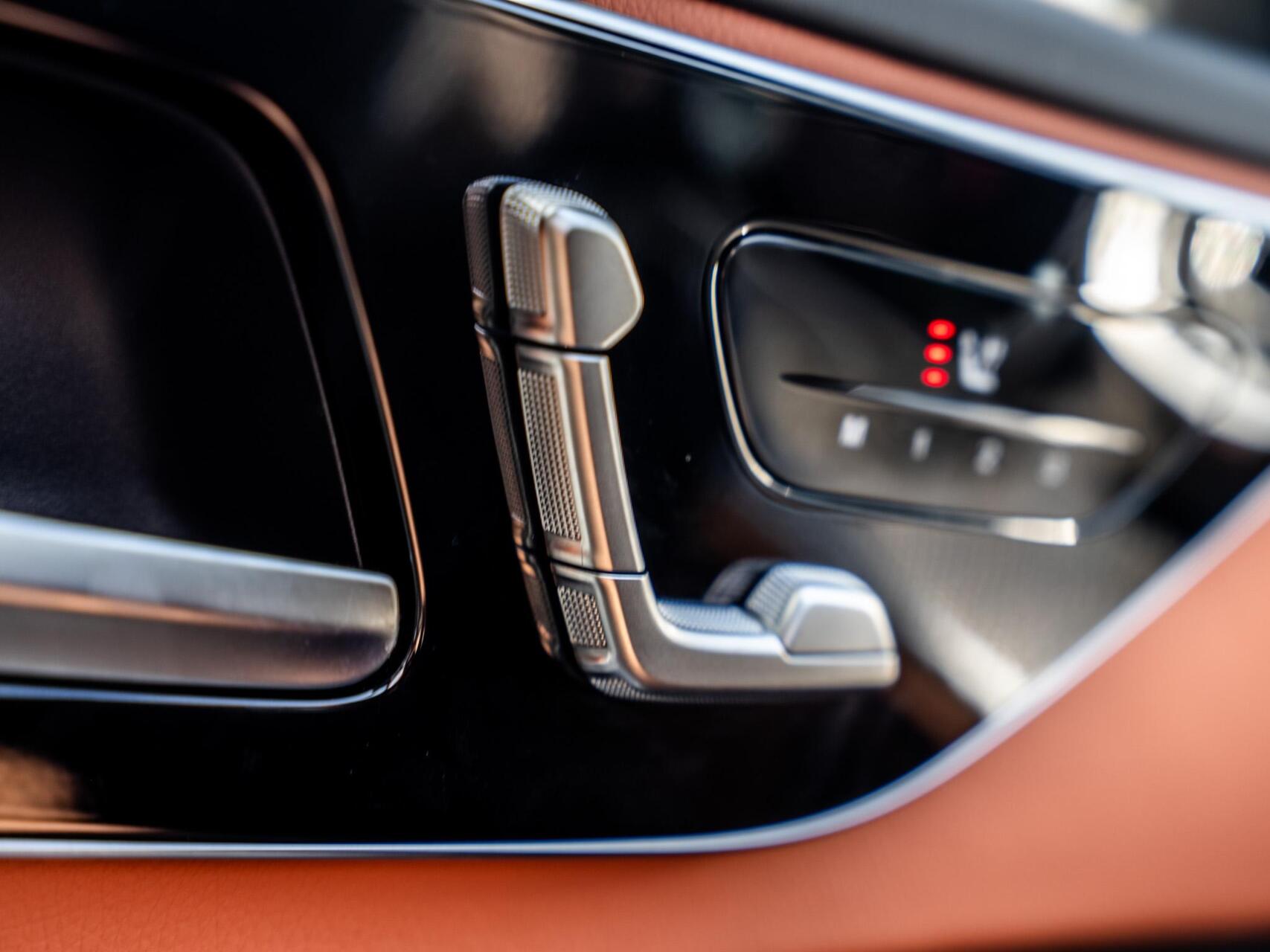 Foto van Mercedes-Benz C 300 E