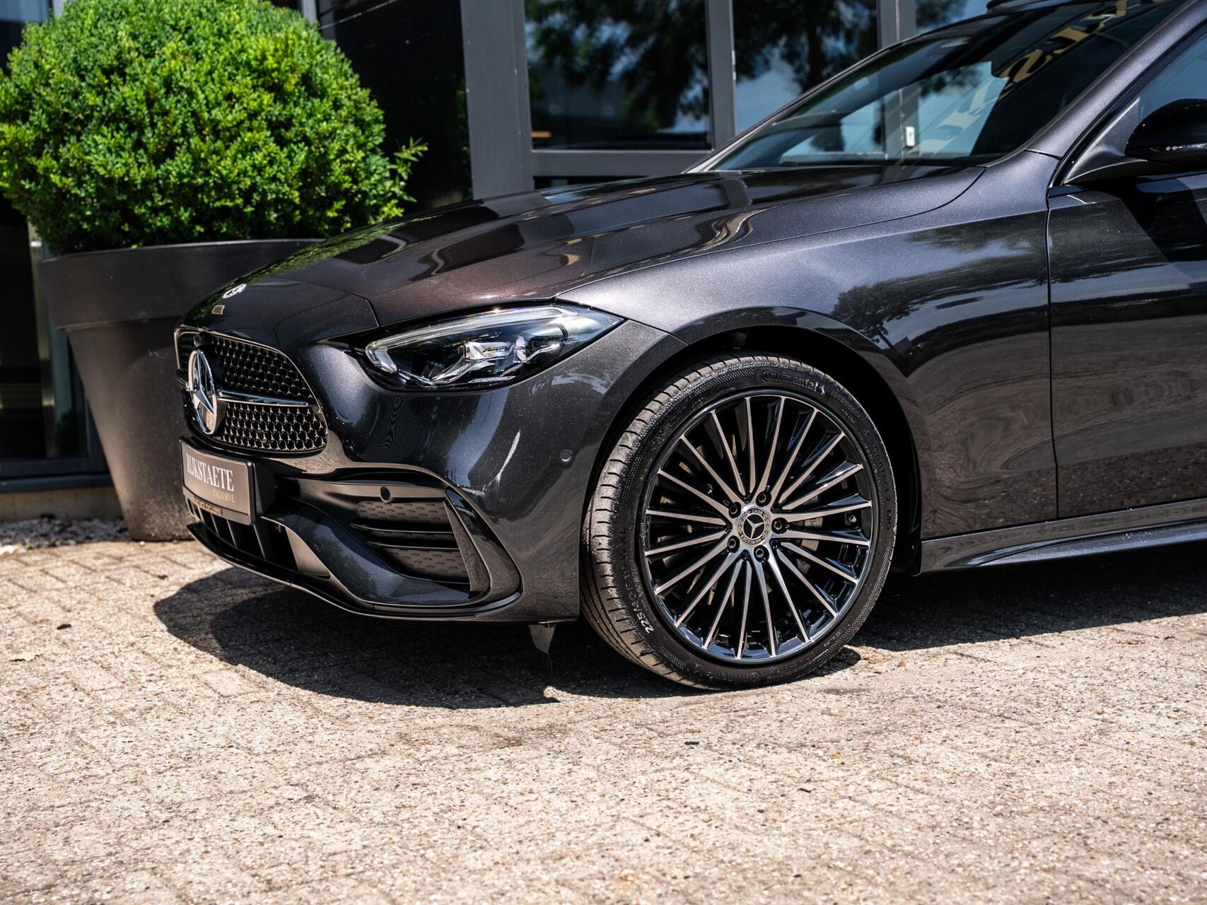 Foto van Mercedes-Benz C 300 E