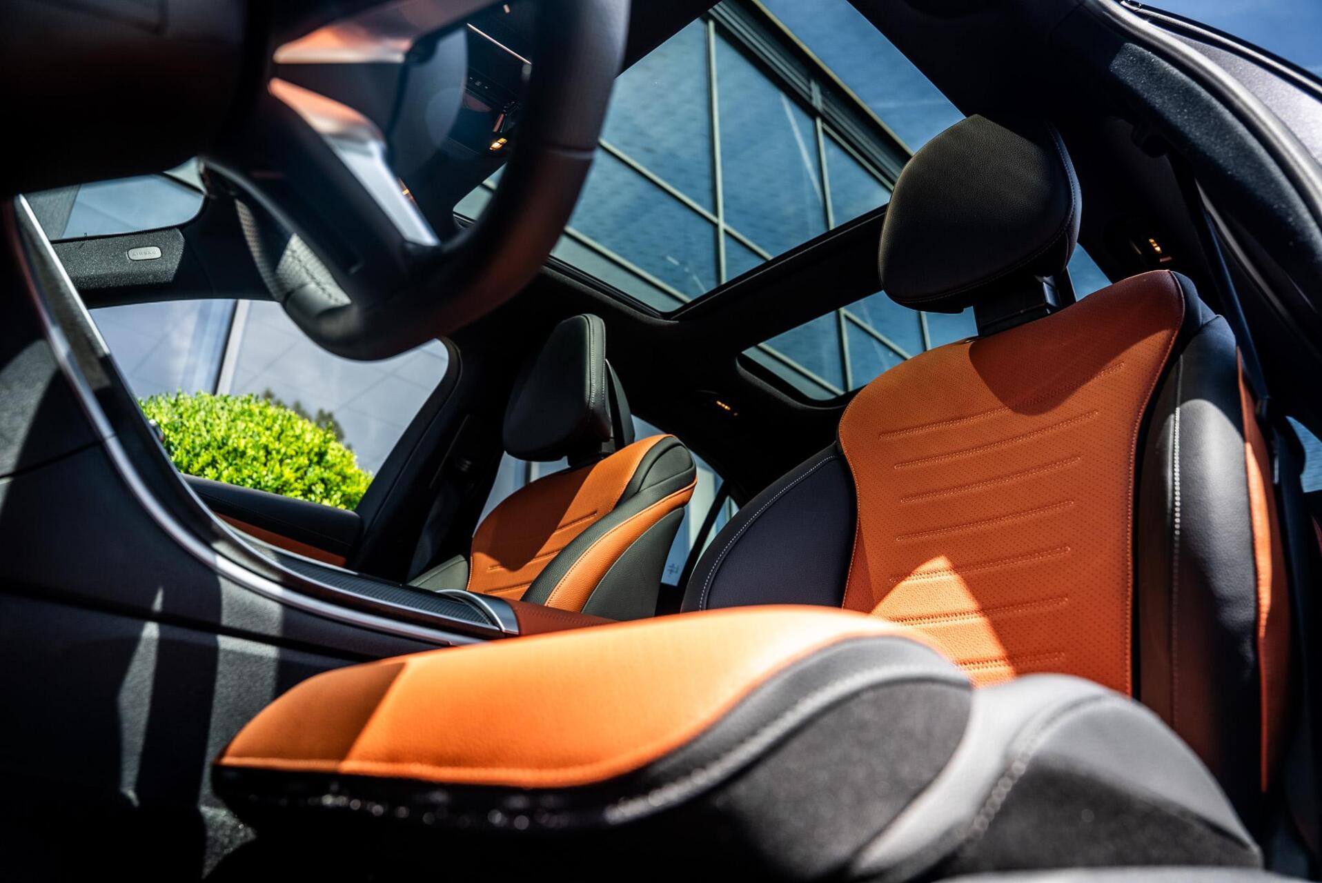 Foto van Mercedes-Benz C 300 E