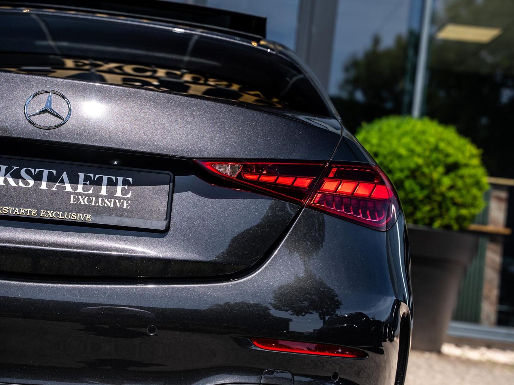 Foto van Mercedes-Benz C 300 E