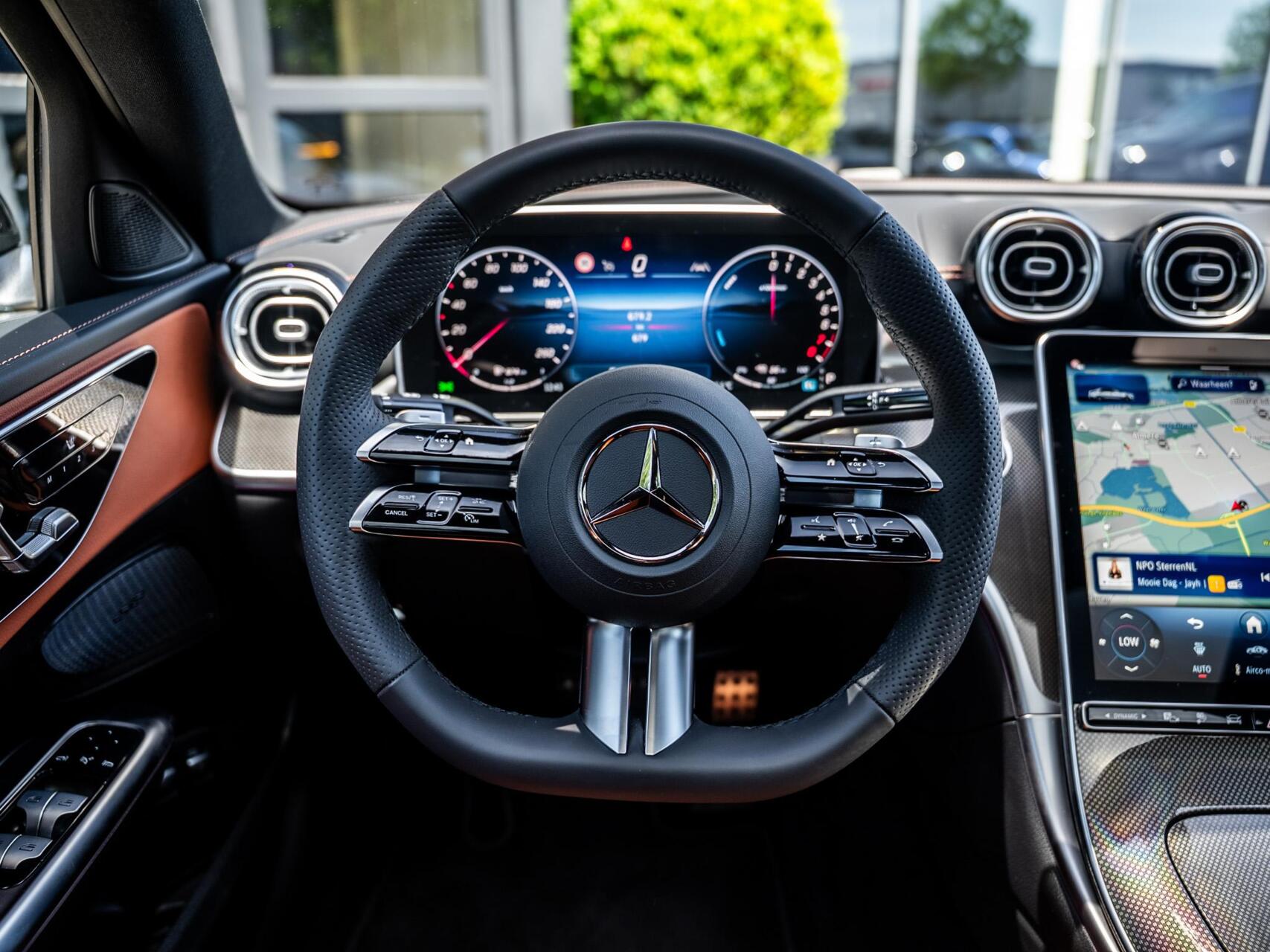 Foto van Mercedes-Benz C 300 E