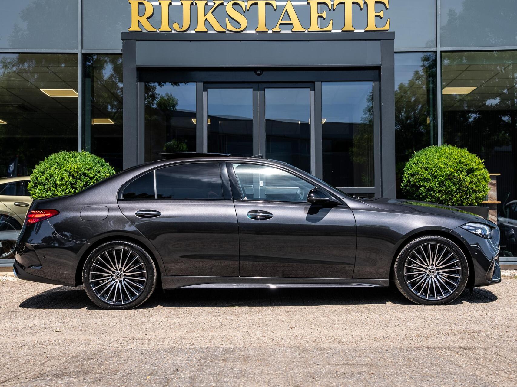Foto van Mercedes-Benz C 300 E
