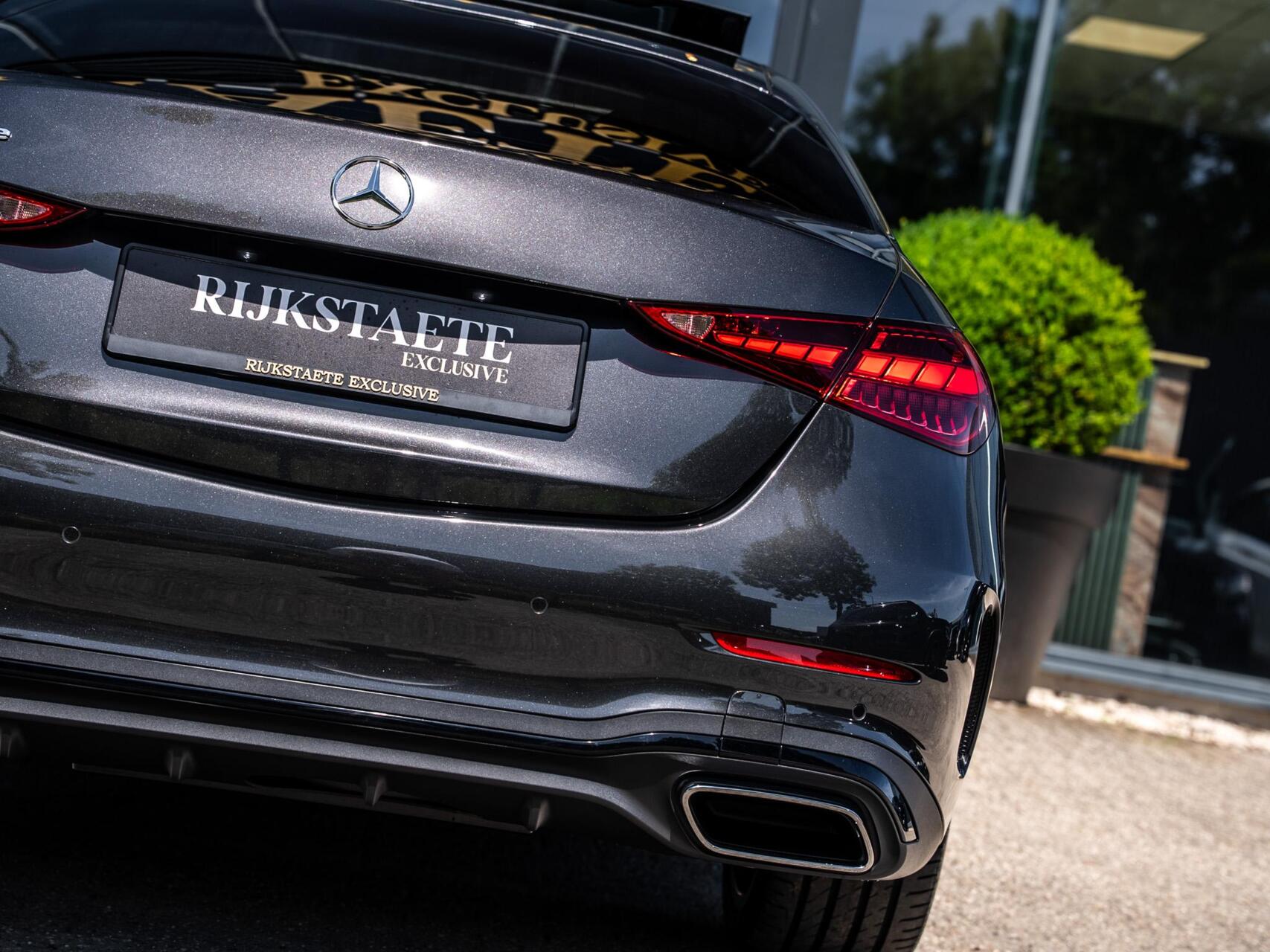 Foto van Mercedes-Benz C 300 E