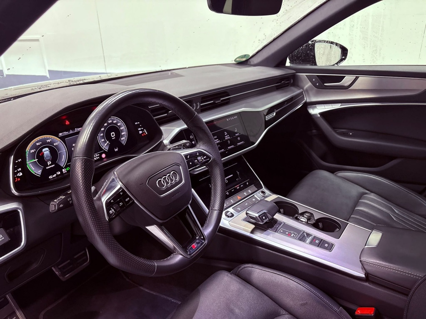 Foto van Audi A6 Avant 55 TFSI E