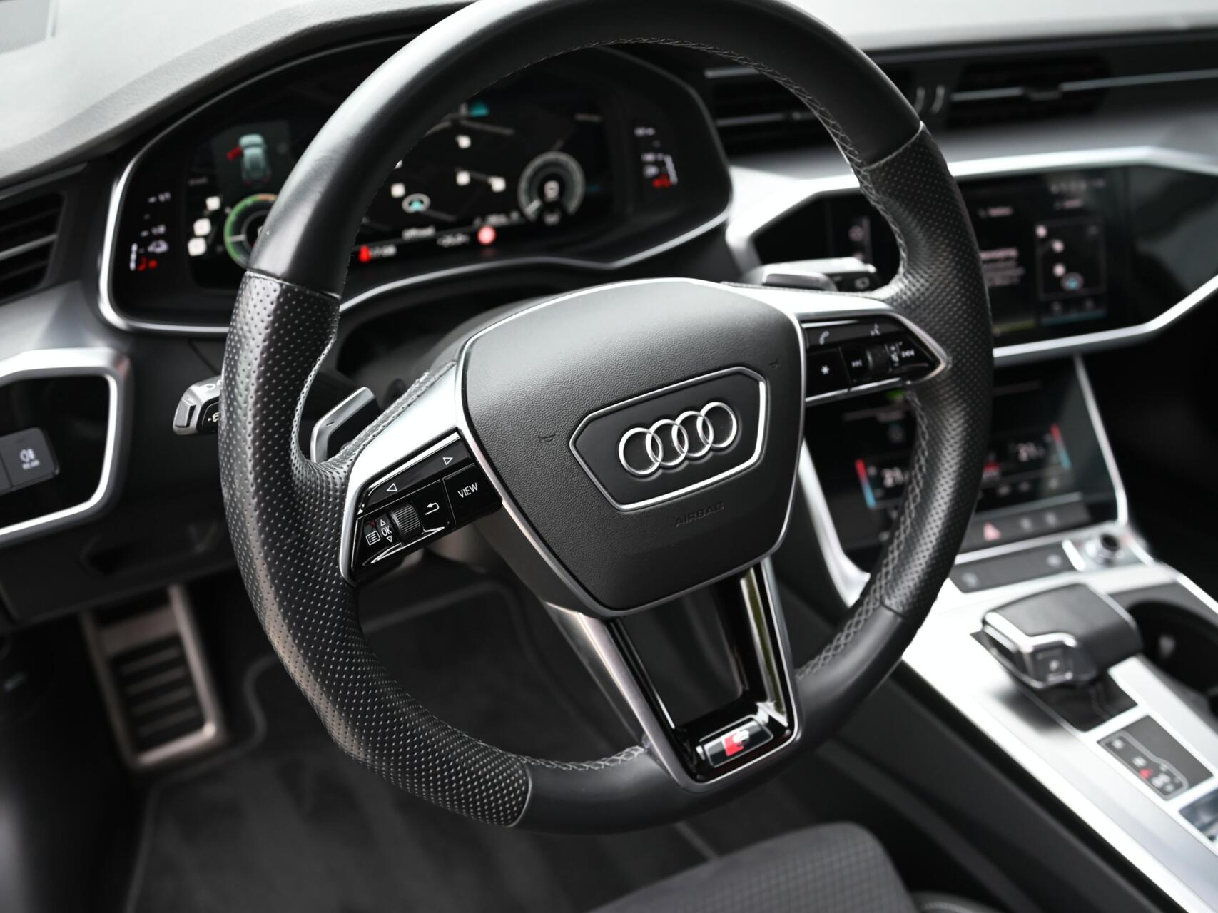 Foto van Audi A6 Avant 55 TFSI E