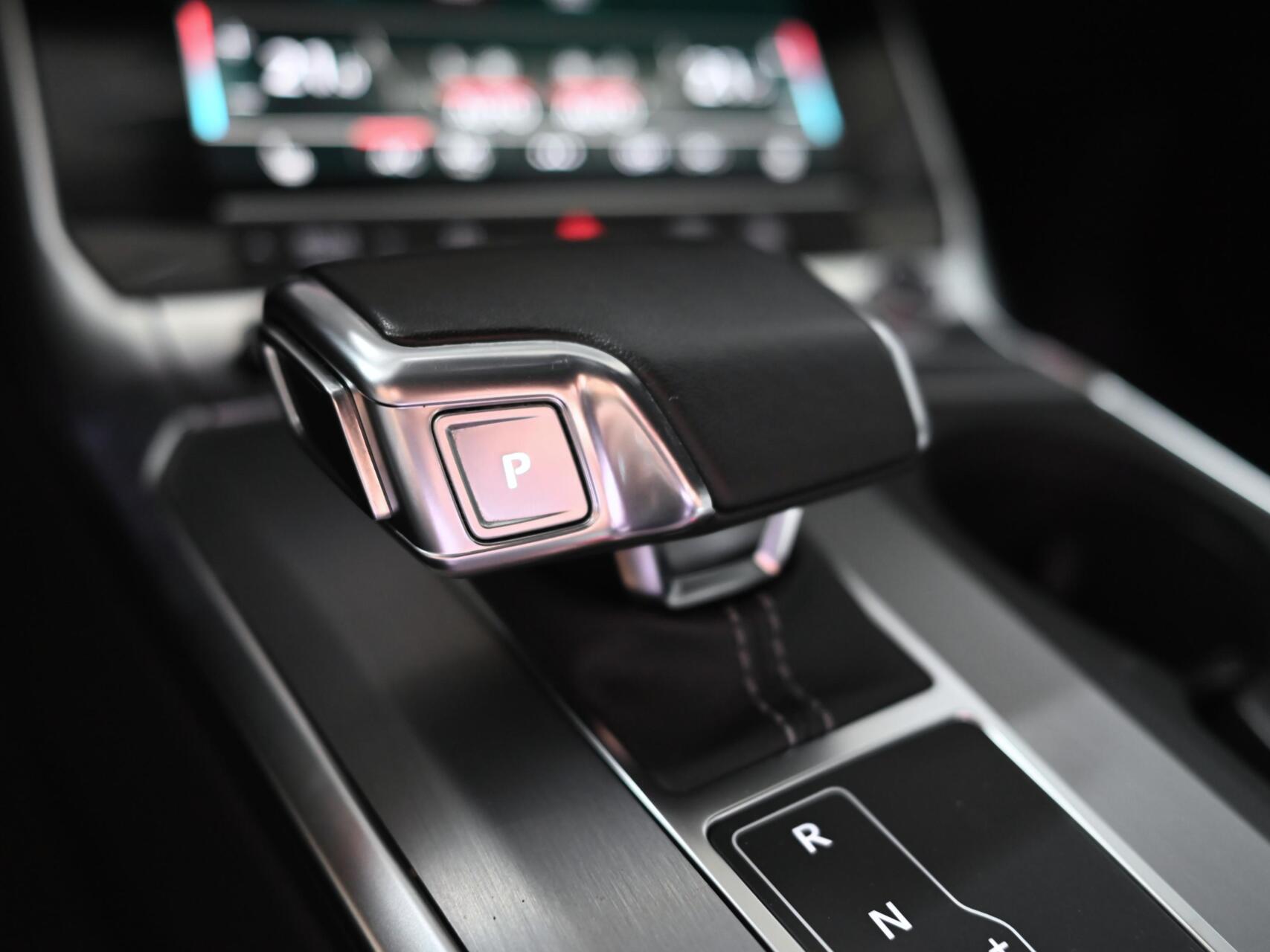 Foto van Audi A6 Avant 55 TFSI E