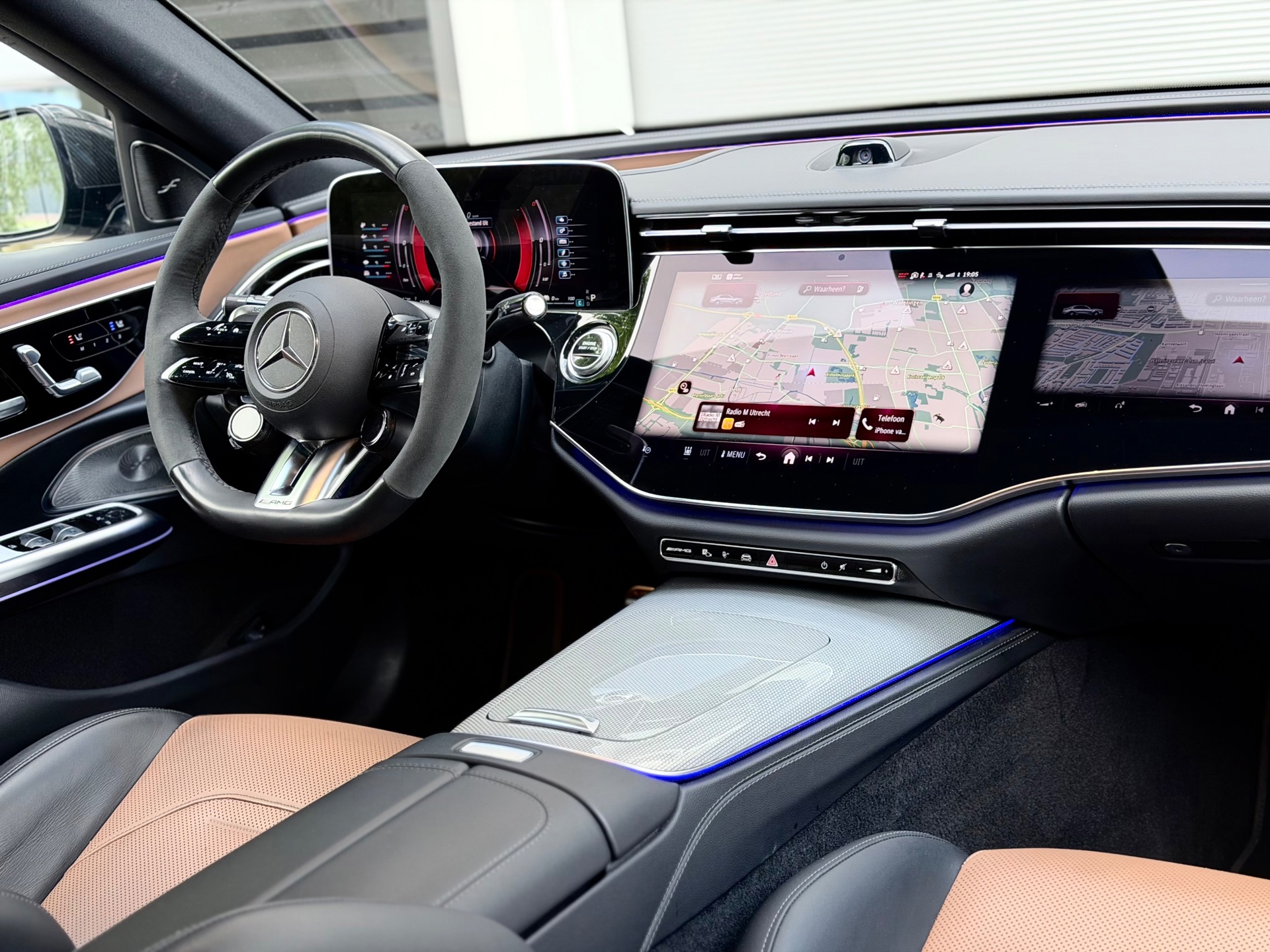 Foto van Mercedes-Benz AMG E 53 Hybrid