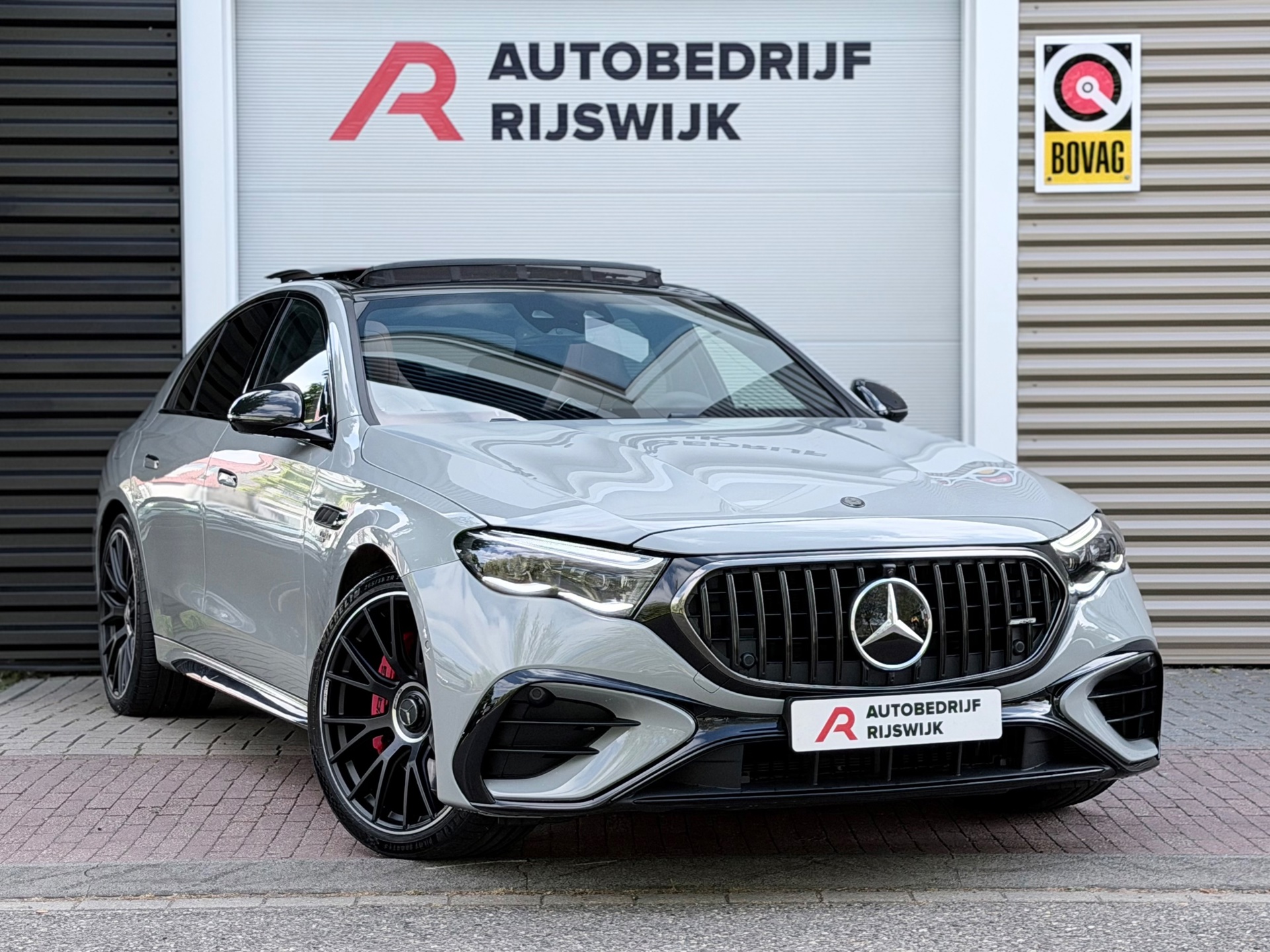 Foto van Mercedes-Benz AMG E 53 Hybrid