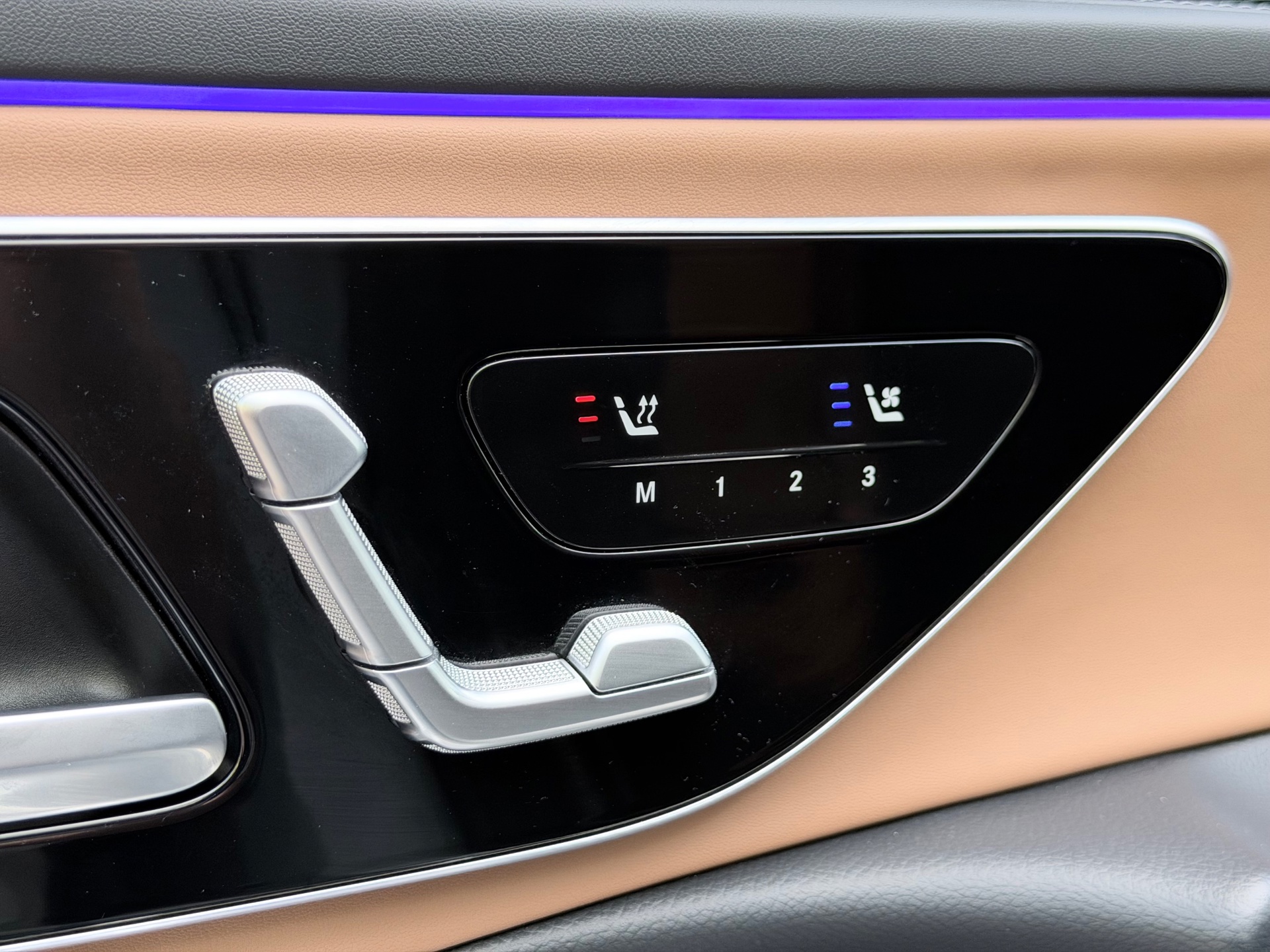 Foto van Mercedes-Benz AMG E 53 Hybrid