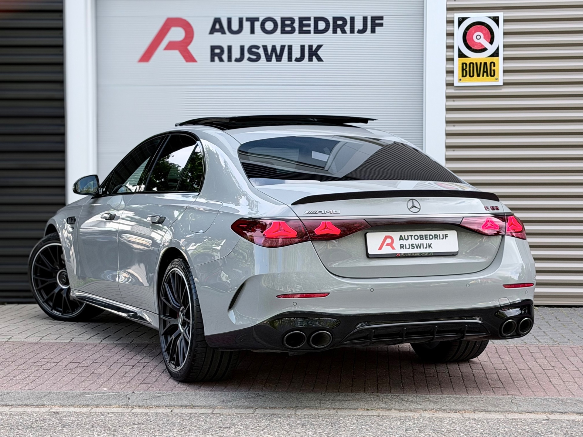 Foto van Mercedes-Benz AMG E 53 Hybrid