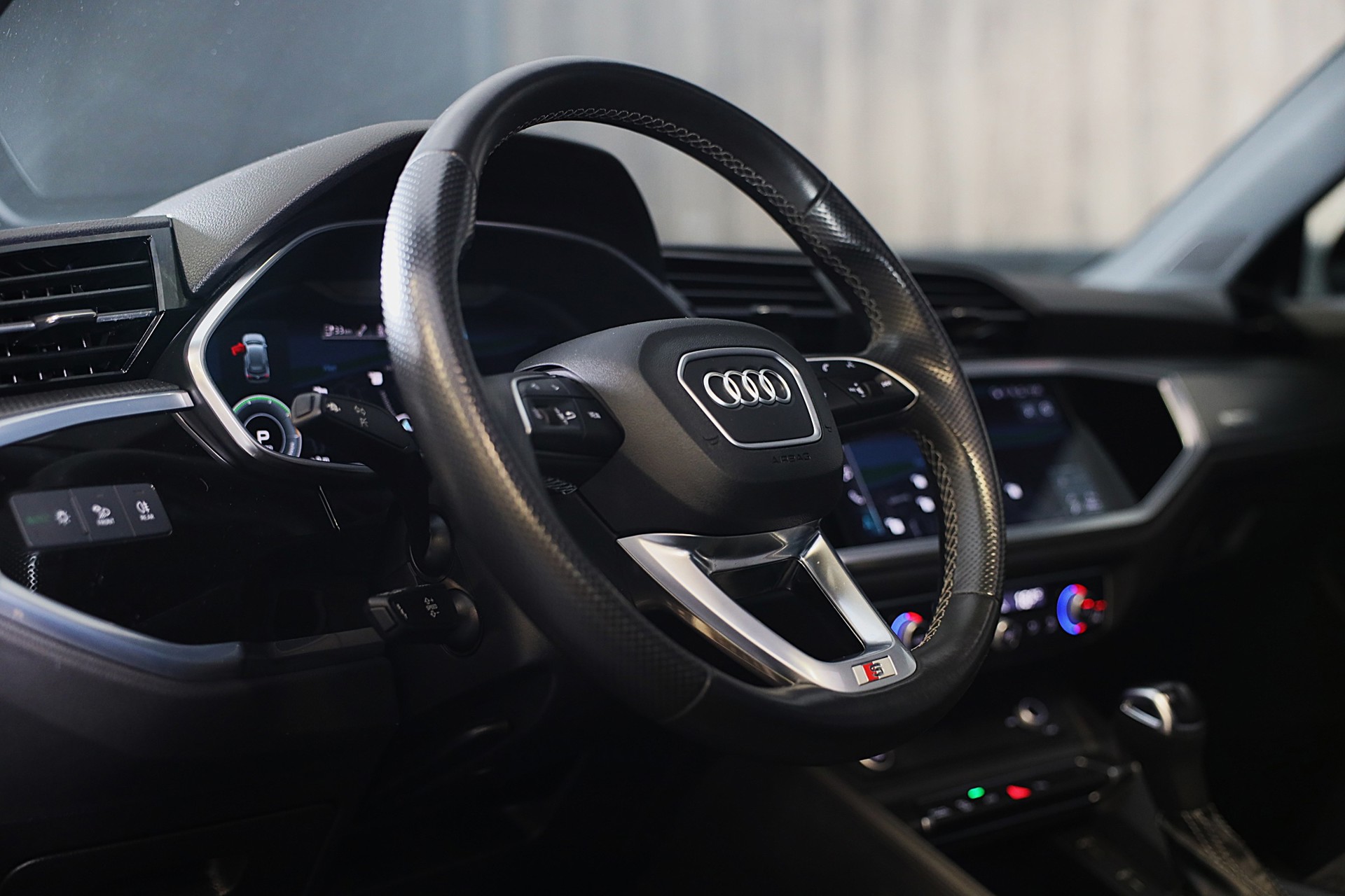Foto van Audi Q3 E-tron