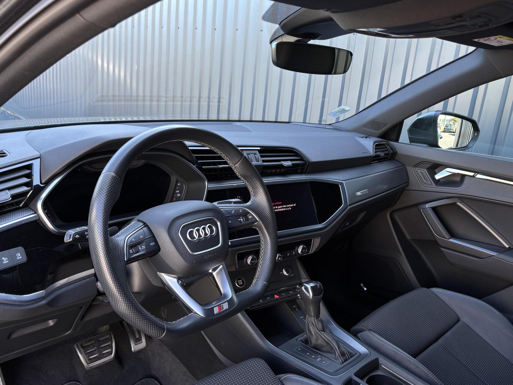 Foto van Audi Q3 Sportback E-tron