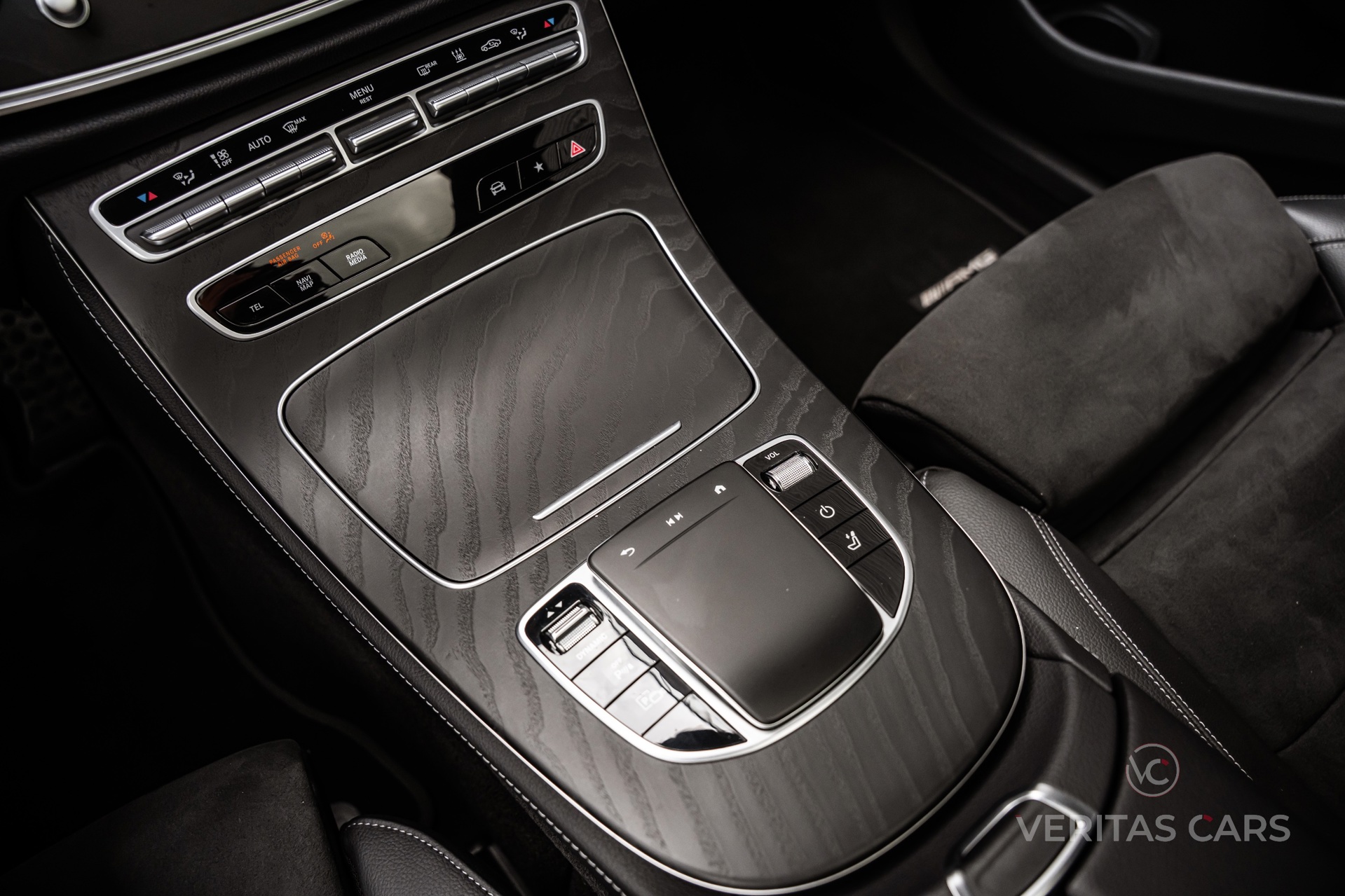 Foto van Mercedes-Benz E 300 E