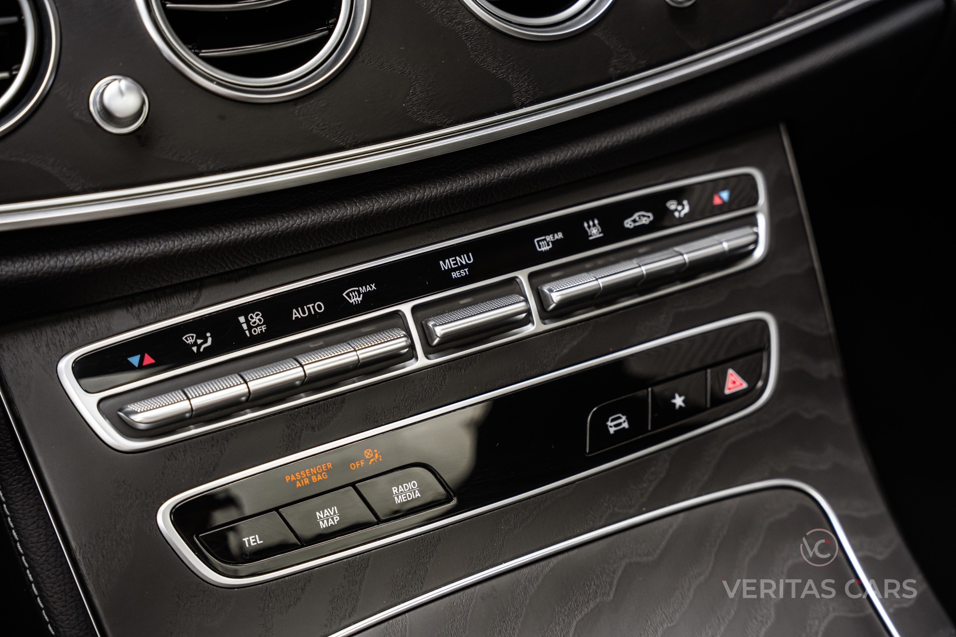Foto van Mercedes-Benz E 300 E