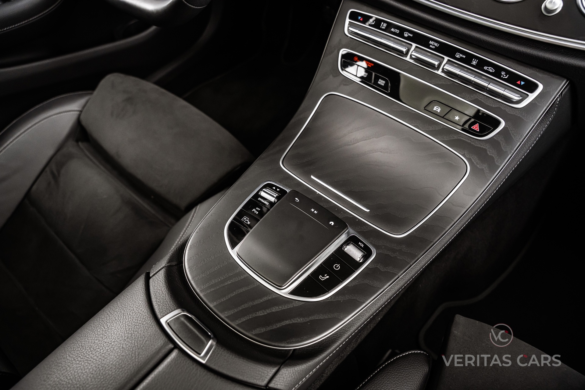 Foto van Mercedes-Benz E 300 E