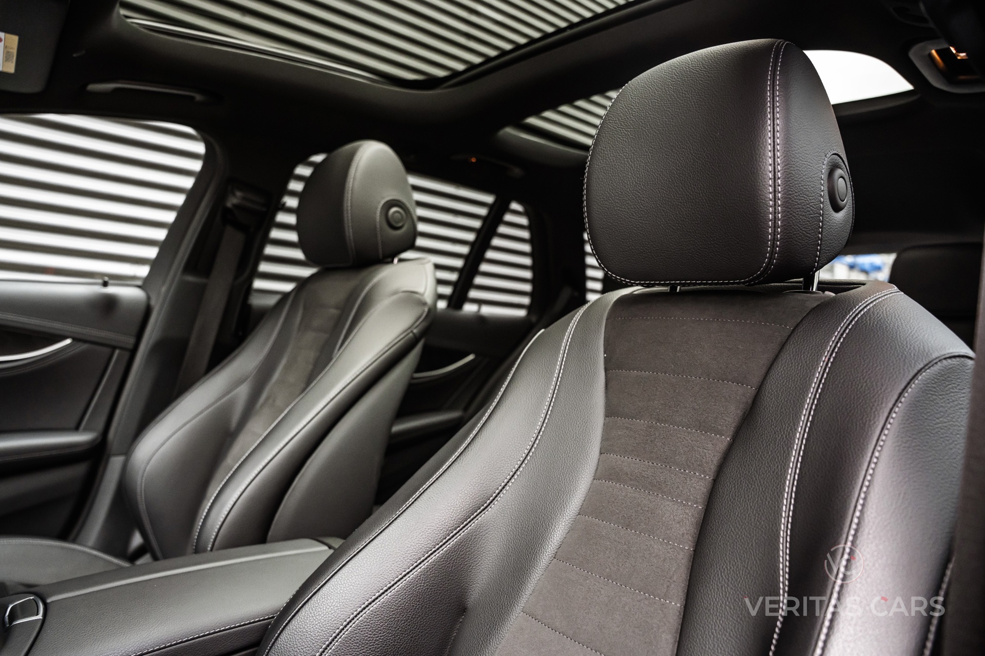 Foto van Mercedes-Benz E 300 E