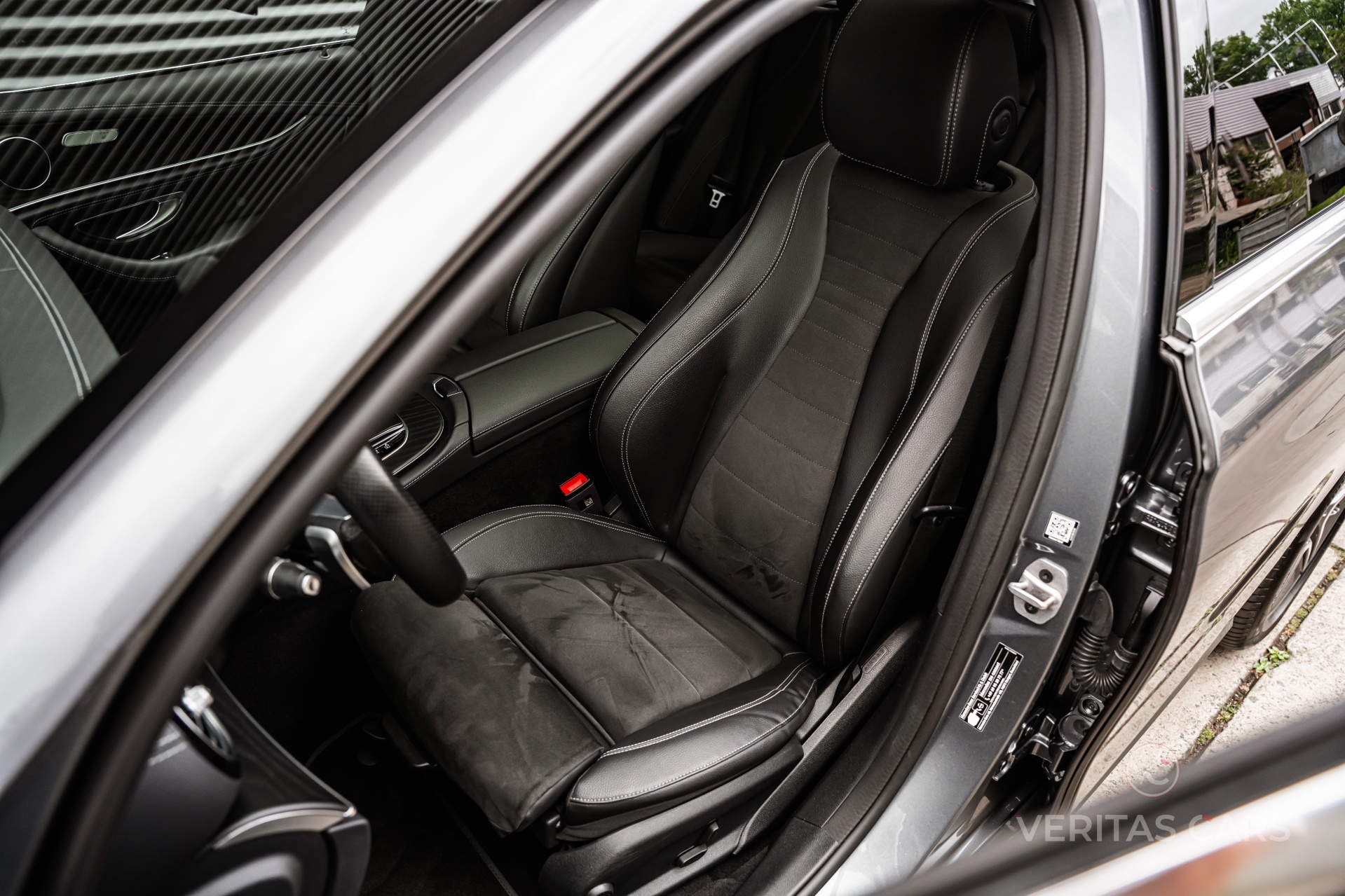 Foto van Mercedes-Benz E 300 E