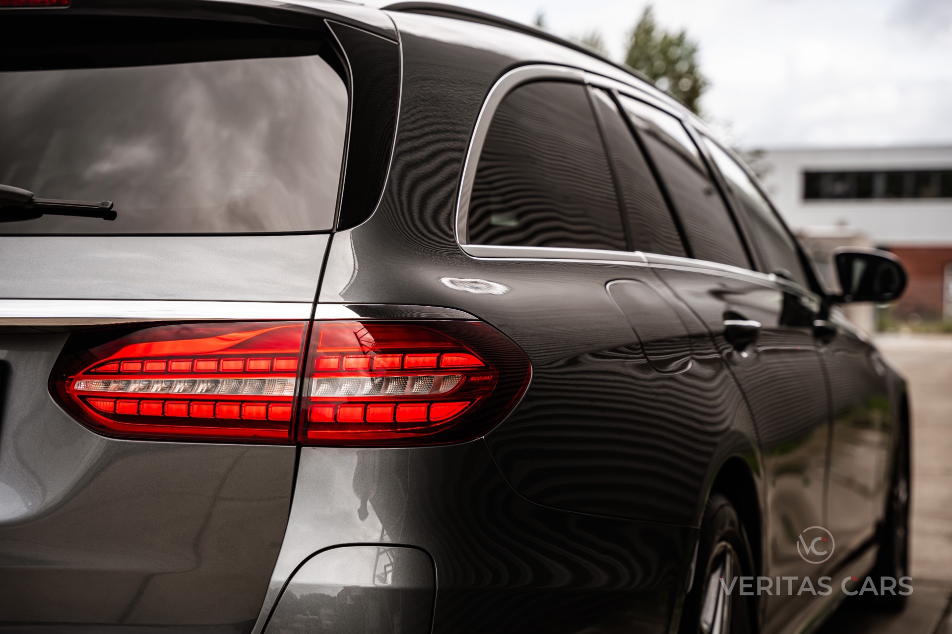 Foto van Mercedes-Benz E 300 E