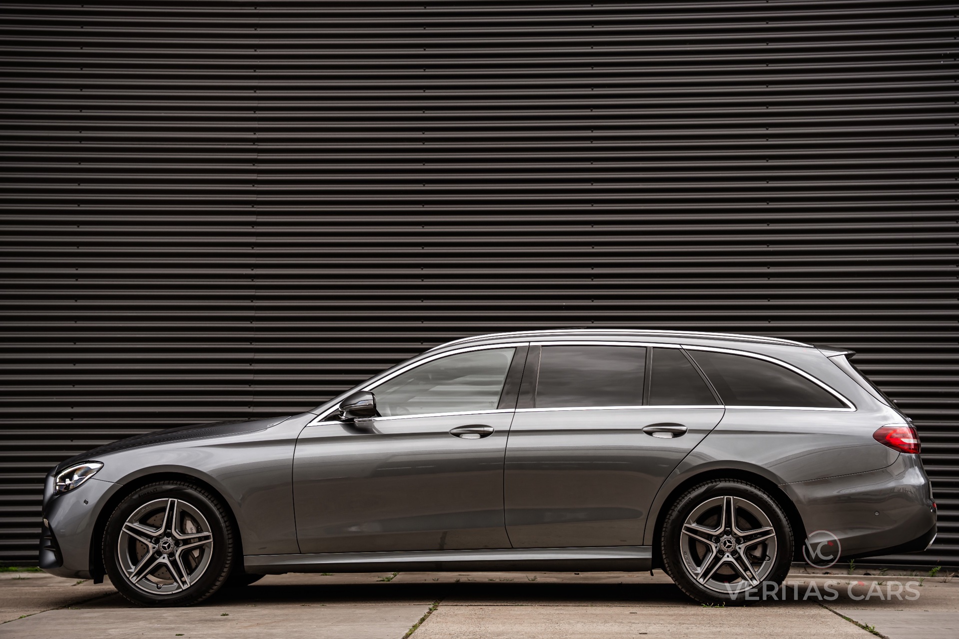 Foto van Mercedes-Benz E 300 E