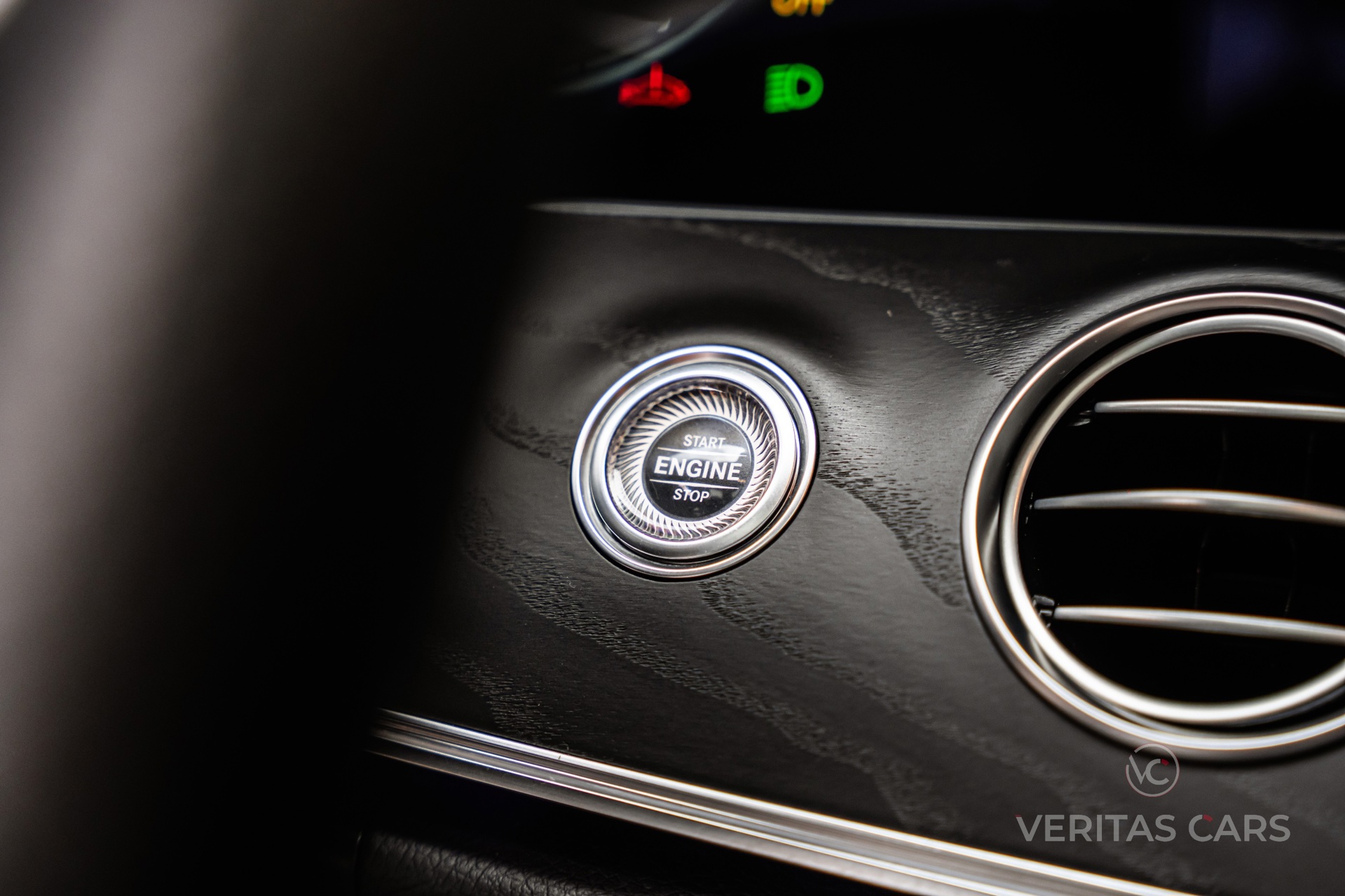 Foto van Mercedes-Benz E 300 E