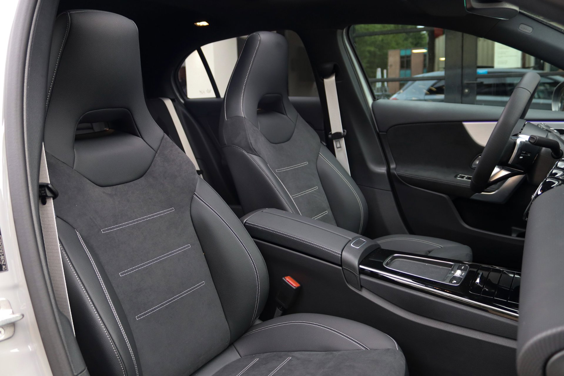 Foto van Mercedes-Benz A 250 E