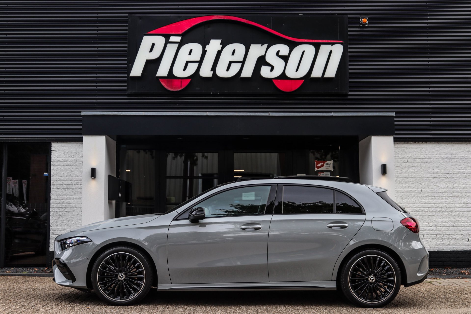 Foto van Mercedes-Benz A 250 E