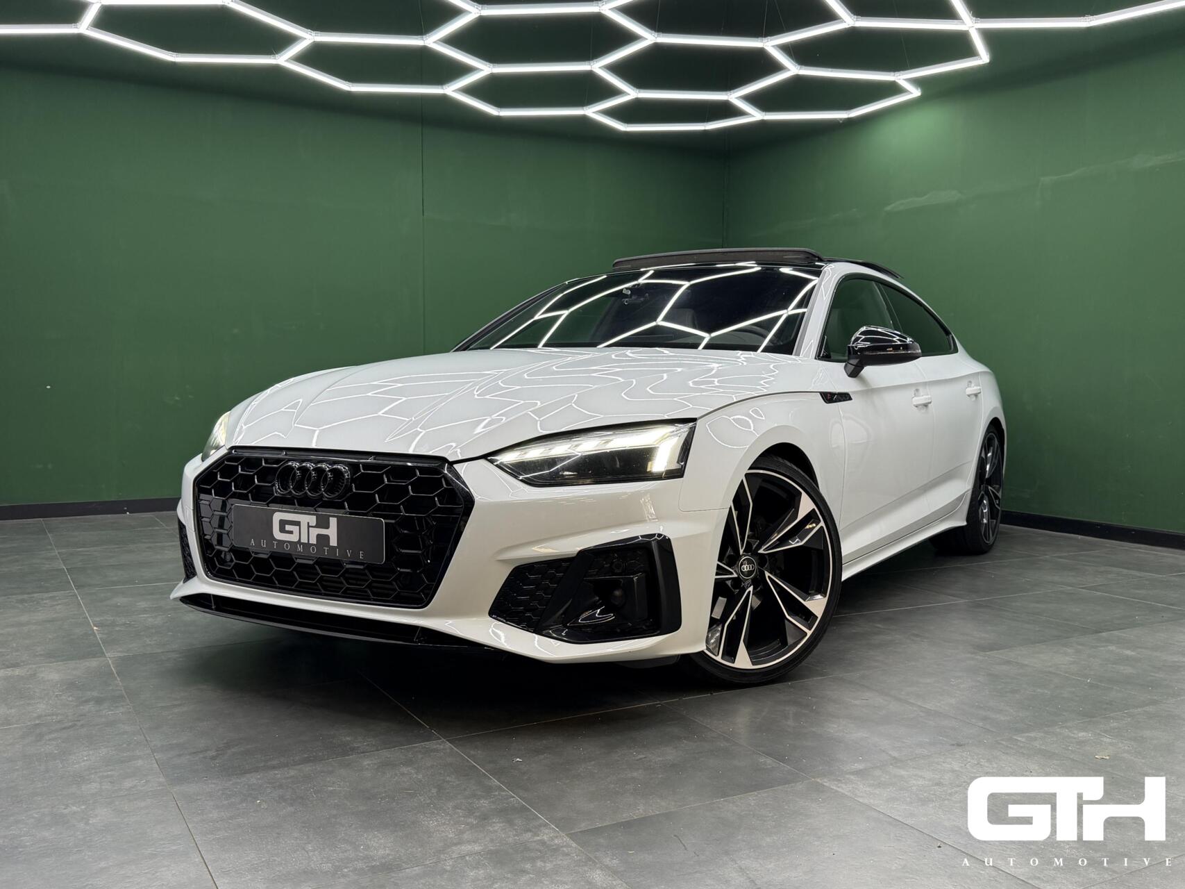 Audi A5 Sportback 35 TFSI S-Line B&O | Lane | Memory | Pano 2023 - voorkant