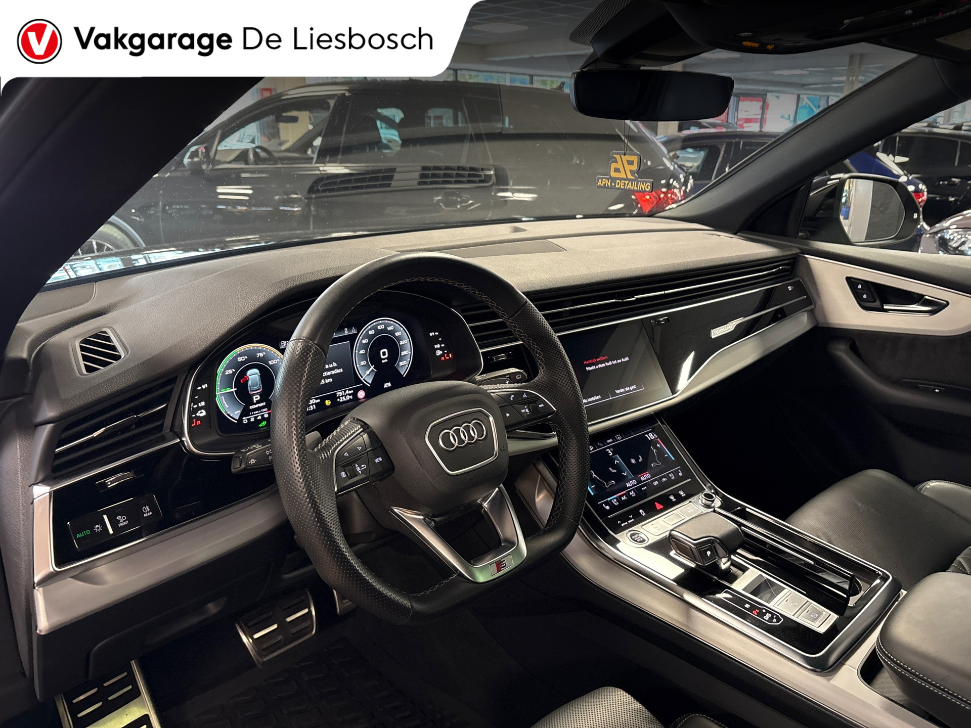 Foto van Audi Q8 60 TFSI E