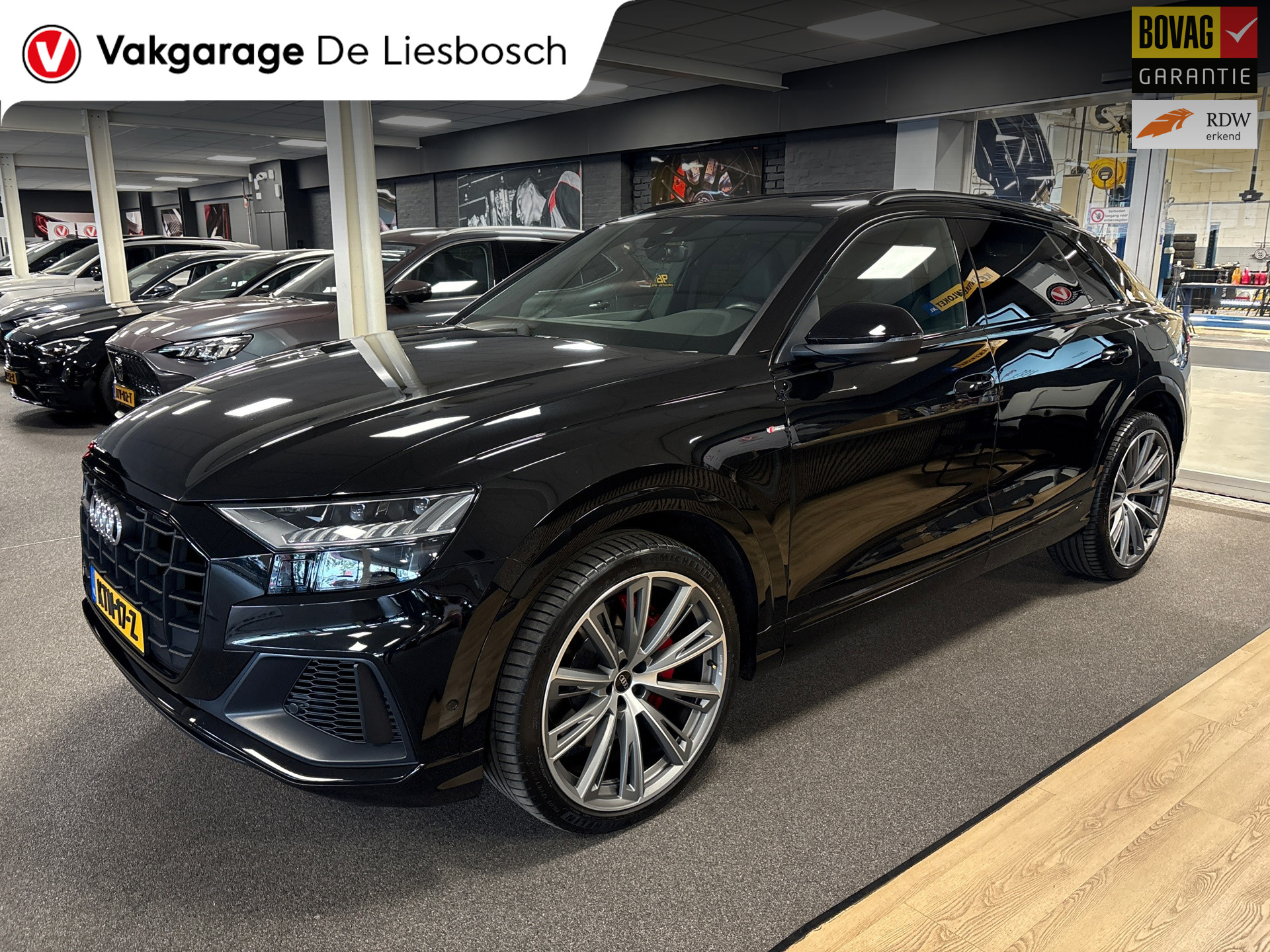 Audi Q8 60 TFSI E 60 TFSI e quattro Pro Line S Competition/s-line/leer/pano/matrix/memory/massage 2021 - voorkant