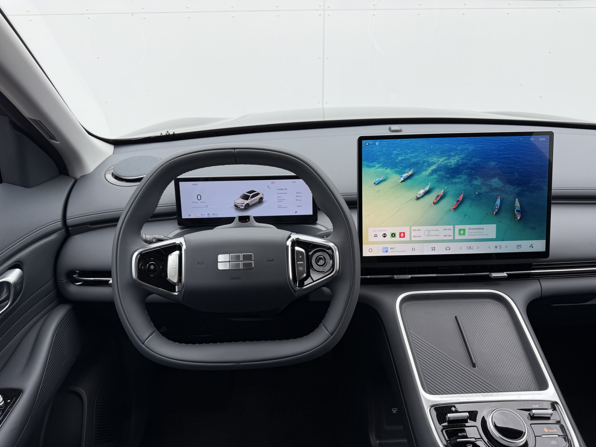 Foto van Geely Starray Em-i
