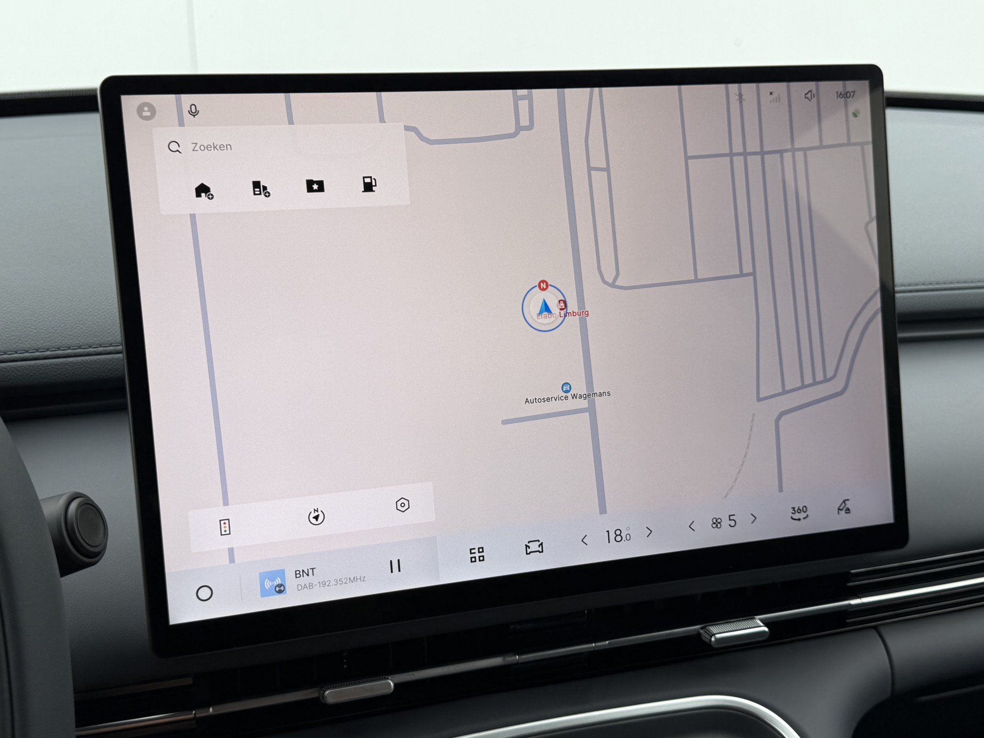 Foto van Geely Starray Em-i