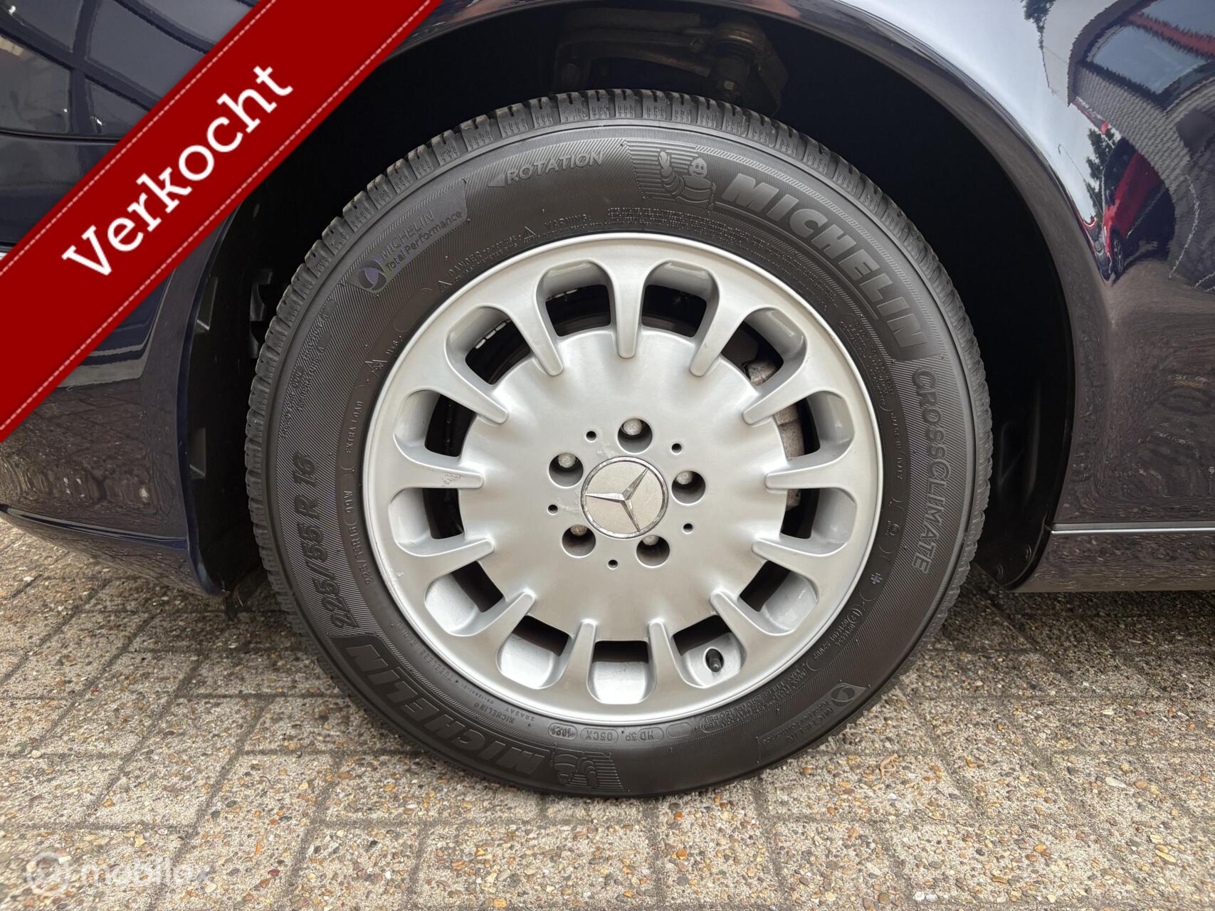 Foto van Mercedes-Benz E 200 Kompressor