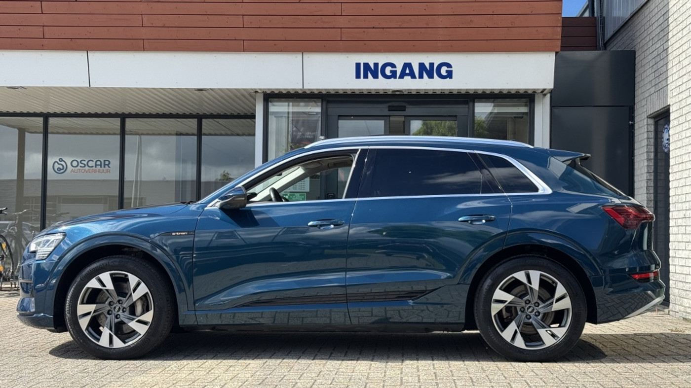 Foto van Audi E-tron 55