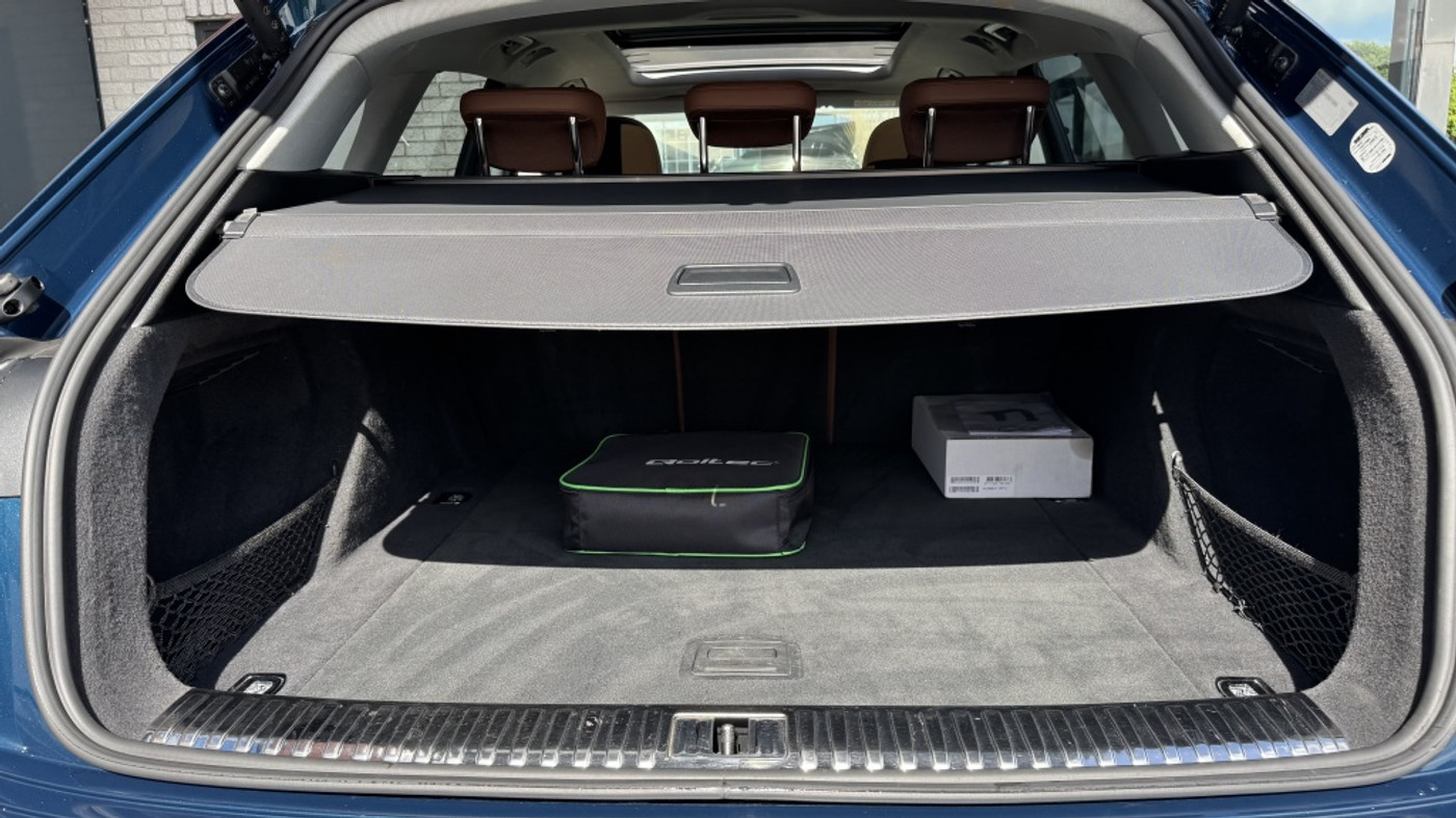 Foto van Audi E-tron 55