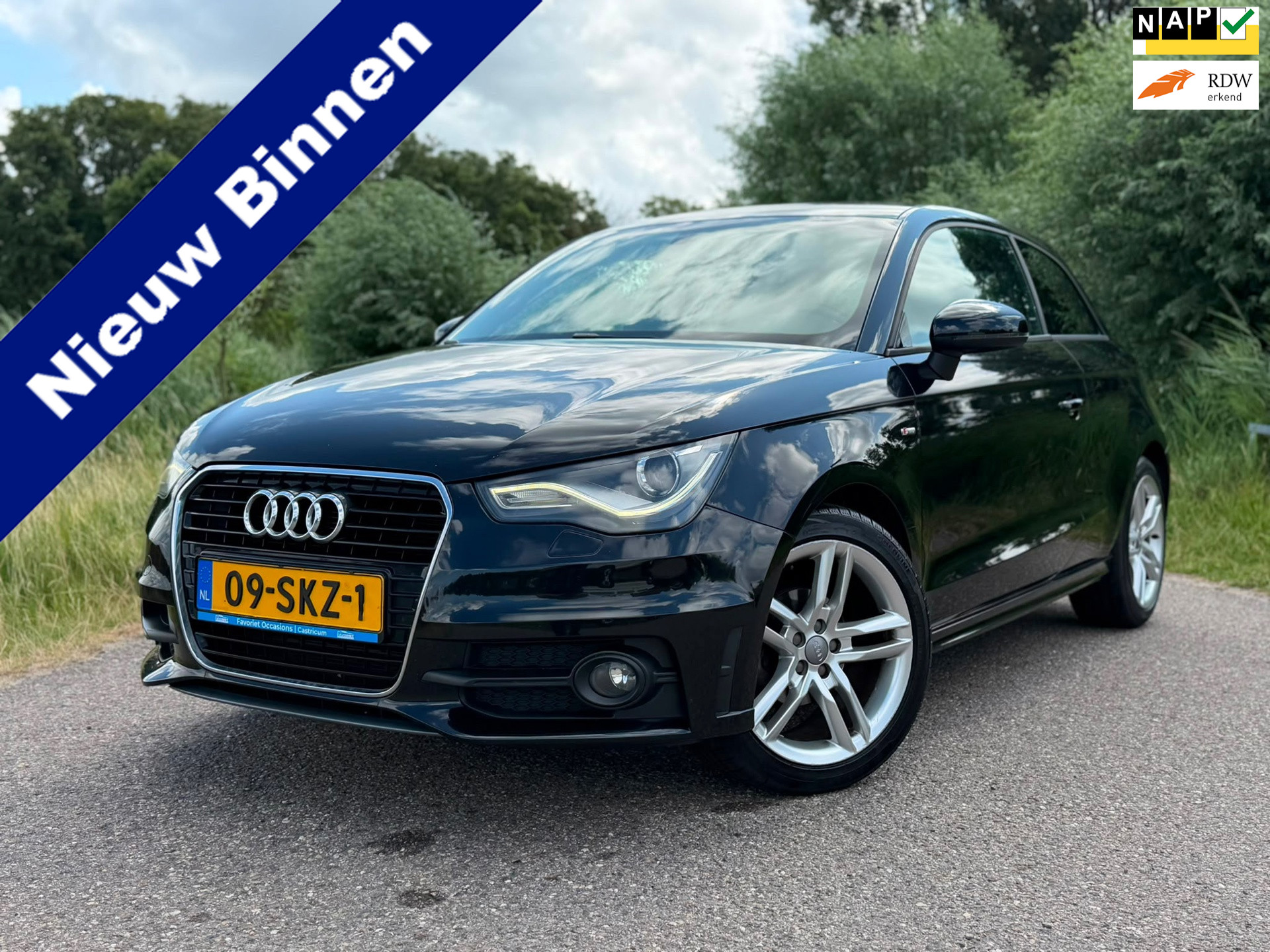 Audi Audi A1 1.2 TFSI Pro Line S Navi Airco Cruise Control Perfect Onderhouden  NAP 2011 - voorkant