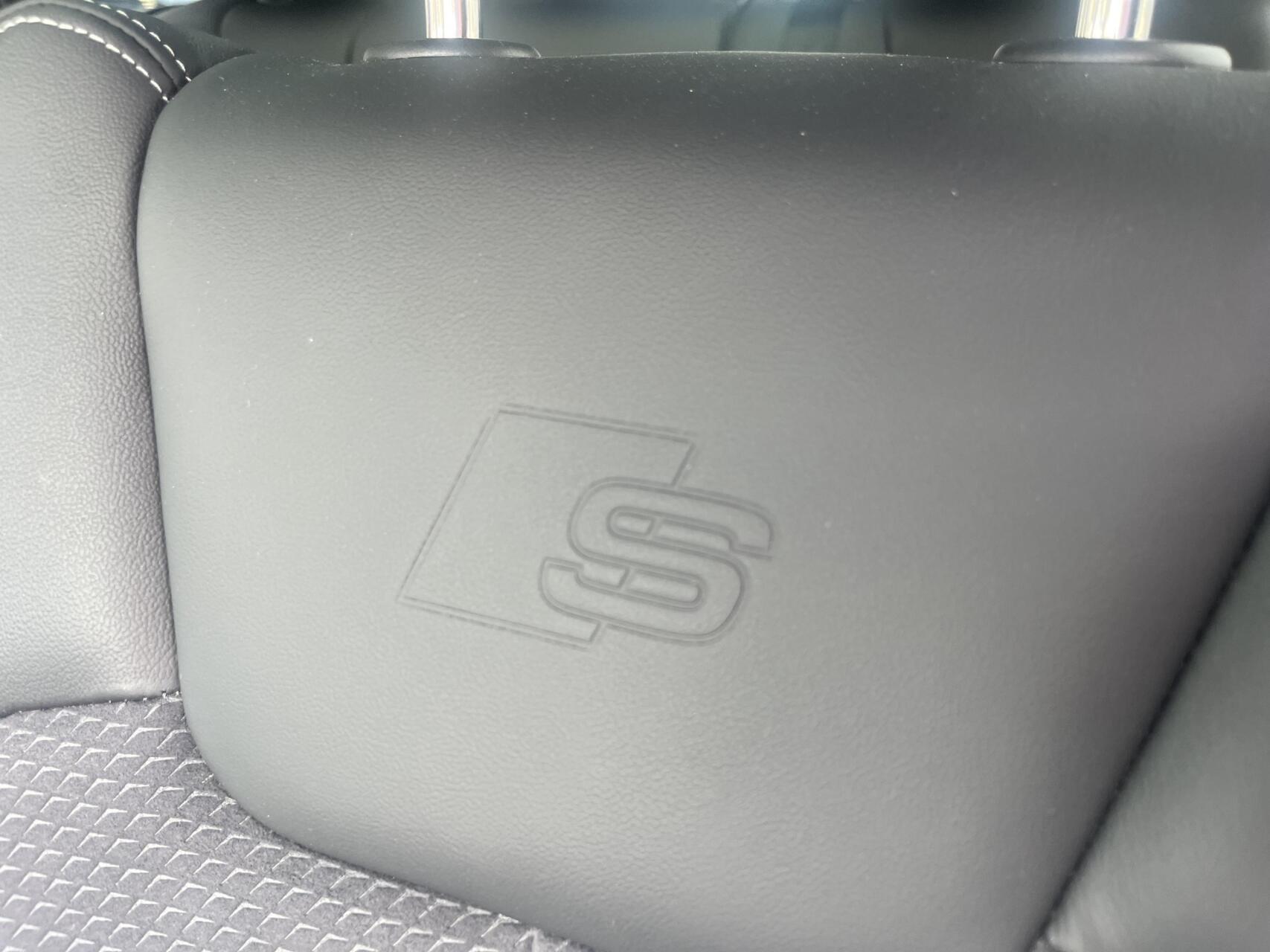 Foto van Audi Q5 55 TFSI E