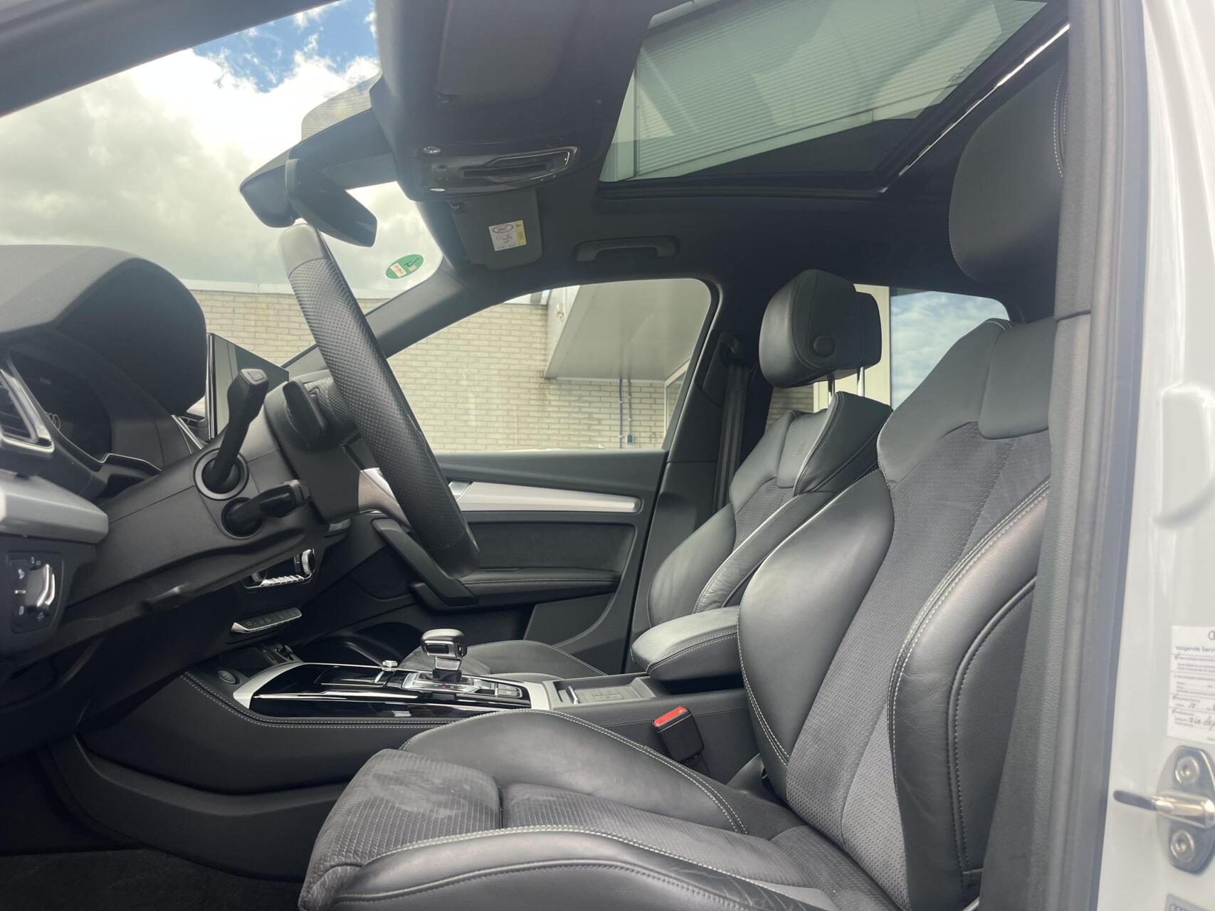 Foto van Audi Q5 55 TFSI E