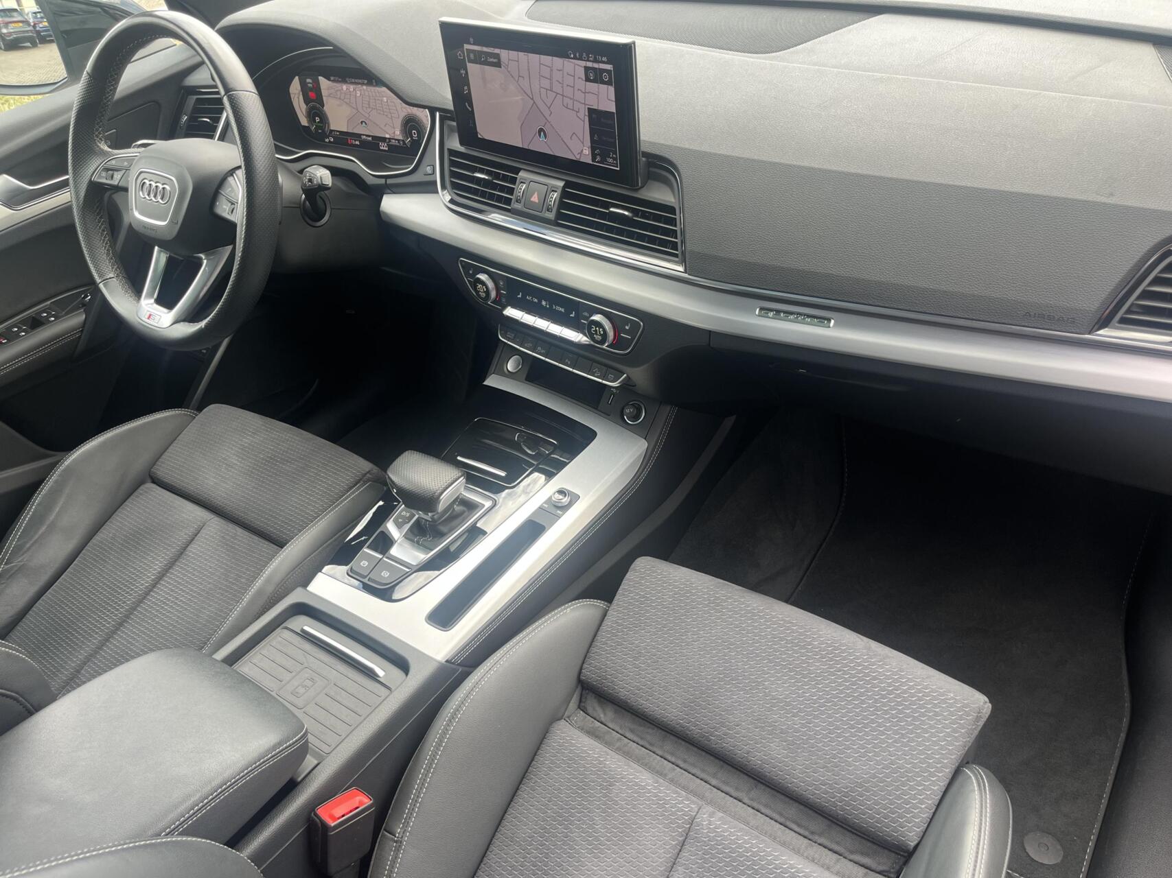 Foto van Audi Q5 55 TFSI E