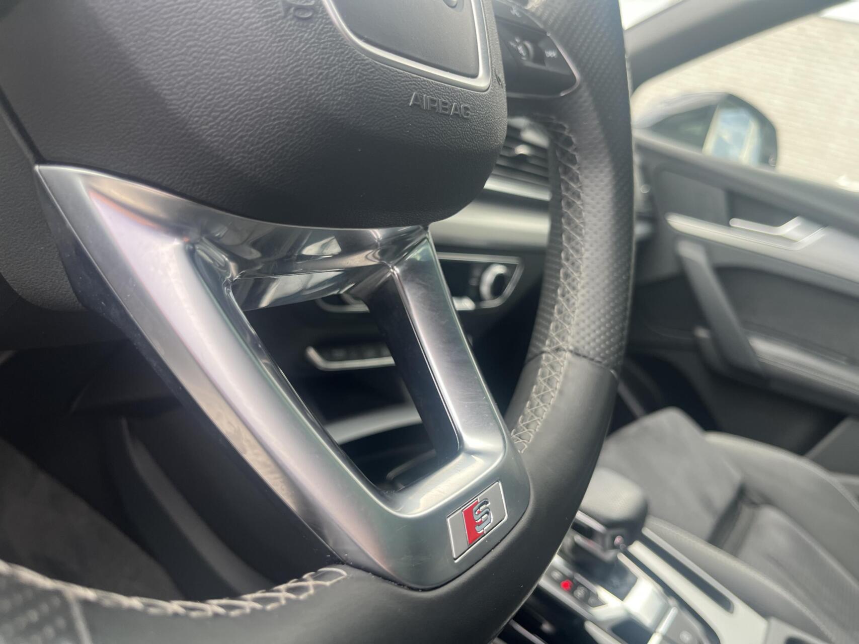 Foto van Audi Q5 55 TFSI E