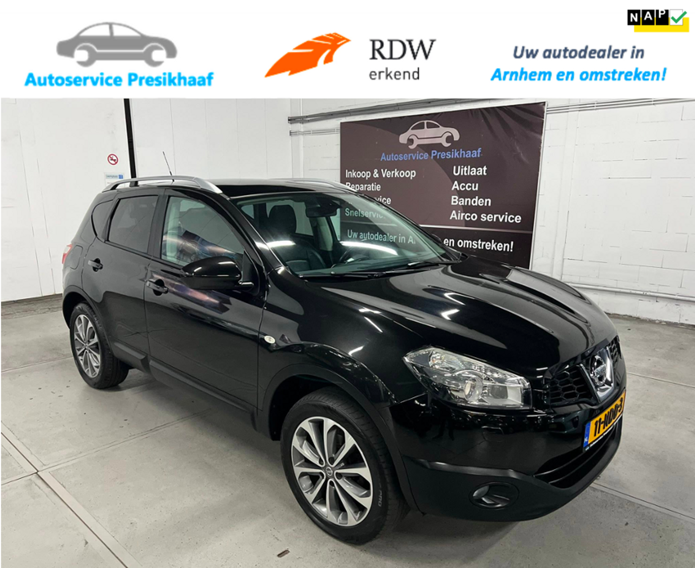 Nissan Nissan Qashqai 2.0 Tekna Automaat LEDER / CAMERA / PANODAK 2010 - voorkant