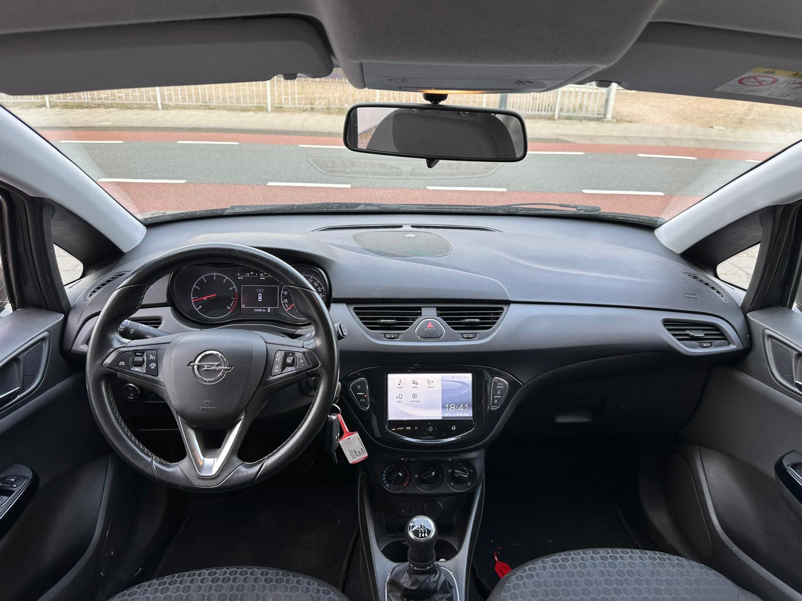 Foto van Opel Corsa-e