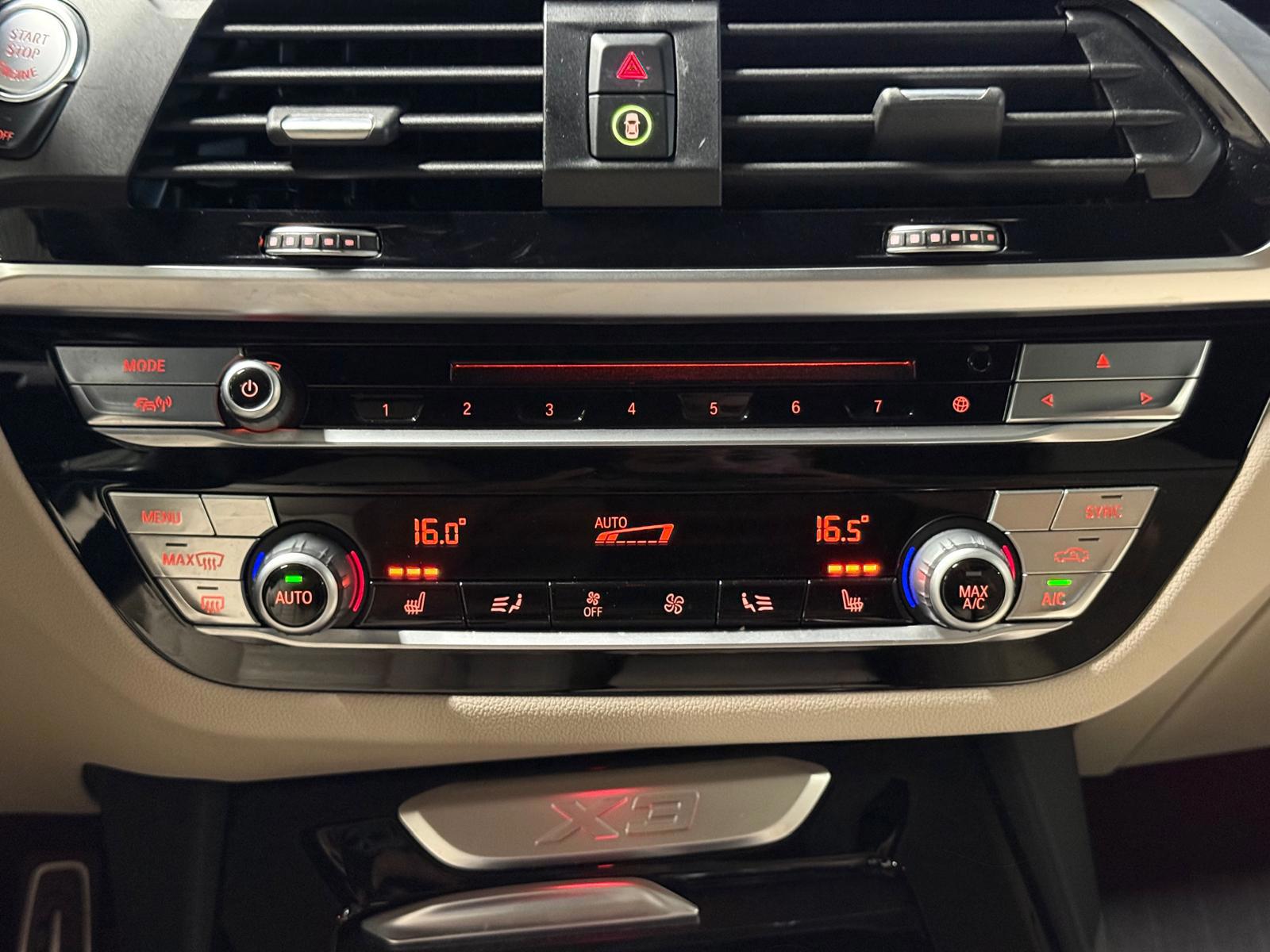 Foto van BMW X3 Xdrive20i