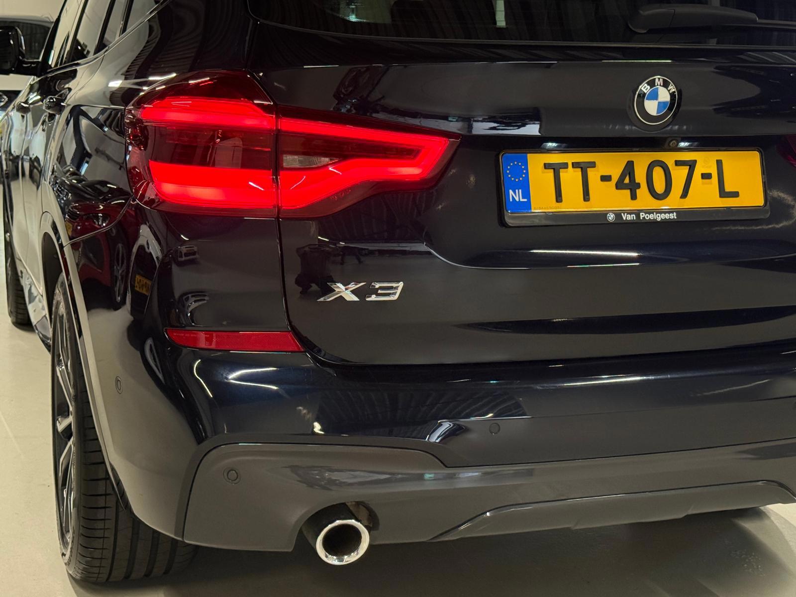 Foto van BMW X3 Xdrive20i