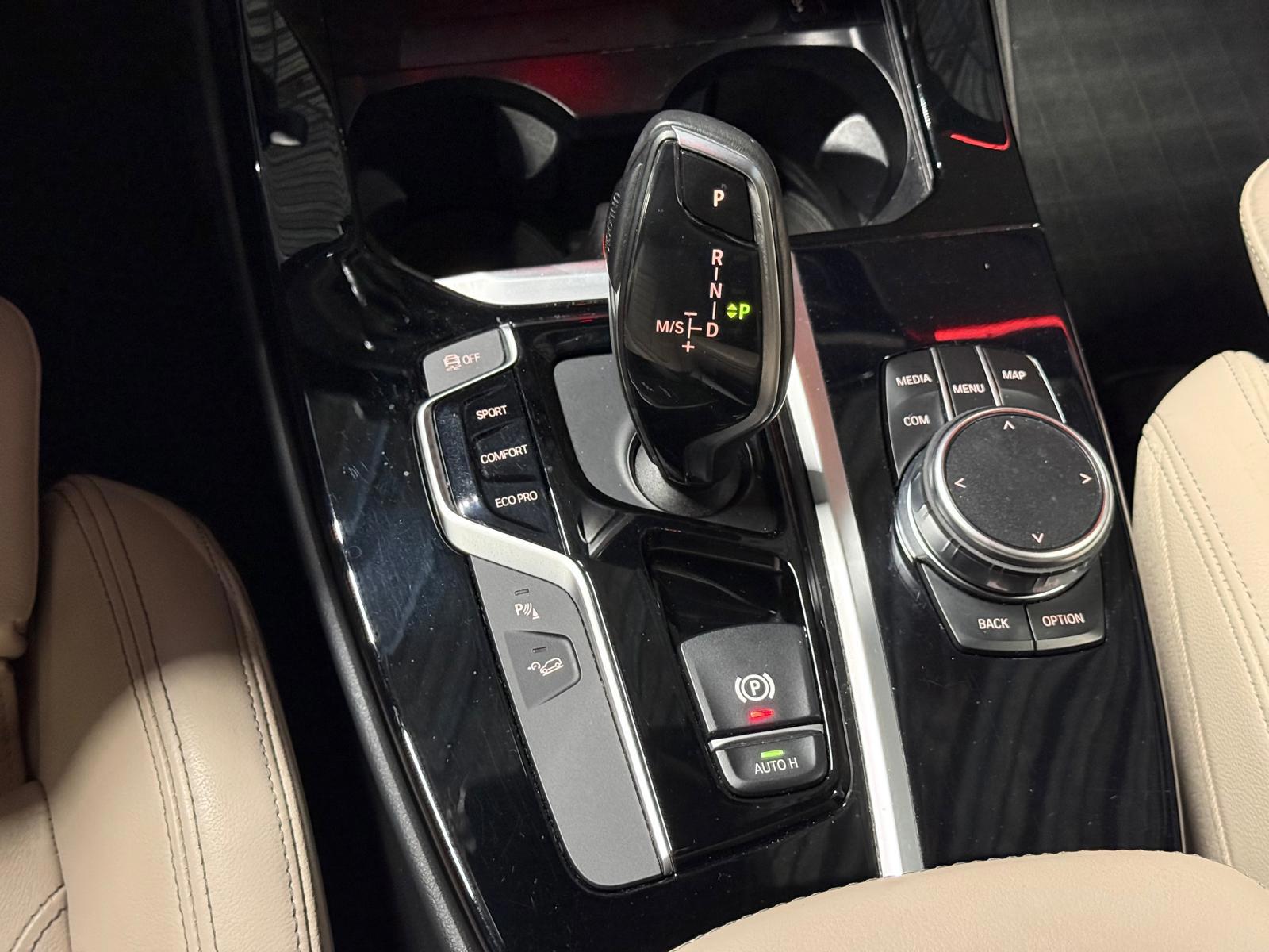 Foto van BMW X3 Xdrive20i