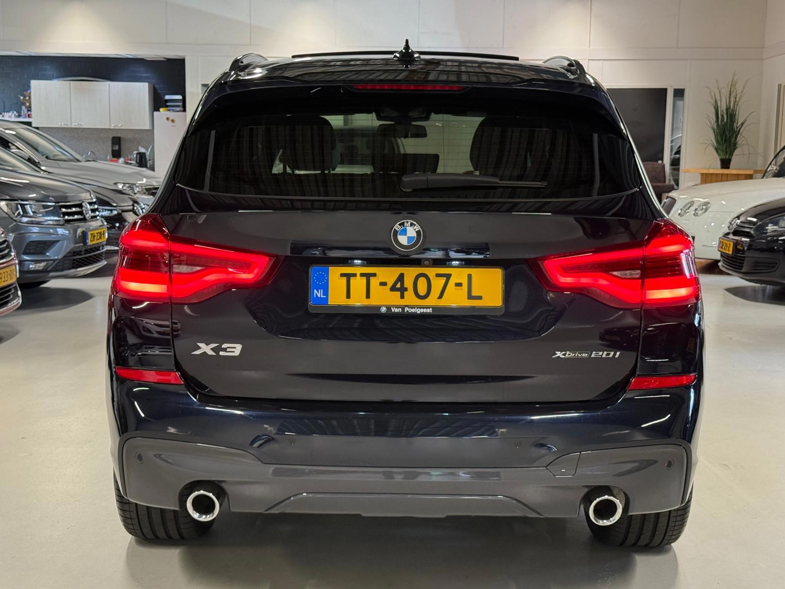 Foto van BMW X3 Xdrive20i