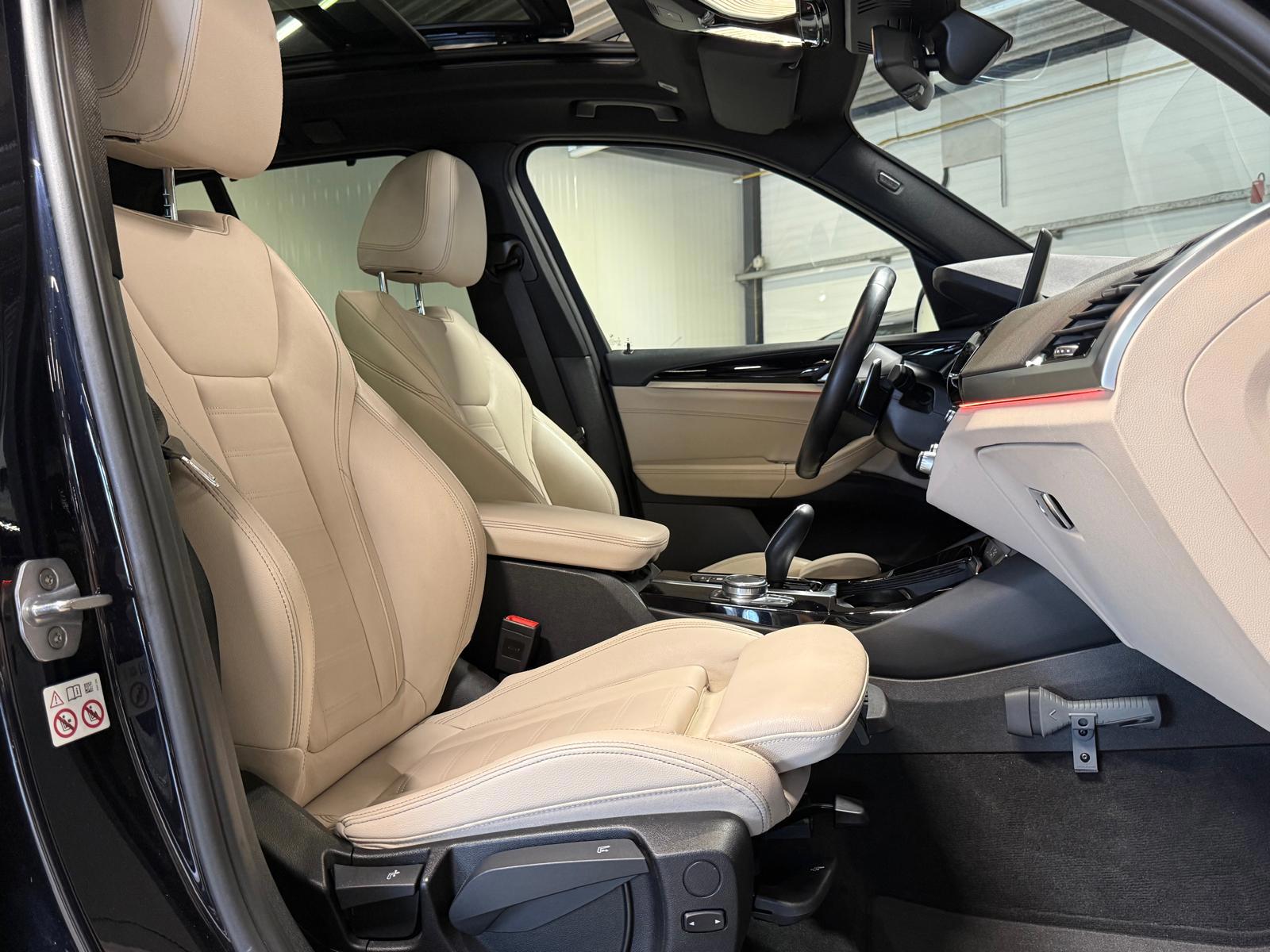 Foto van BMW X3 Xdrive20i