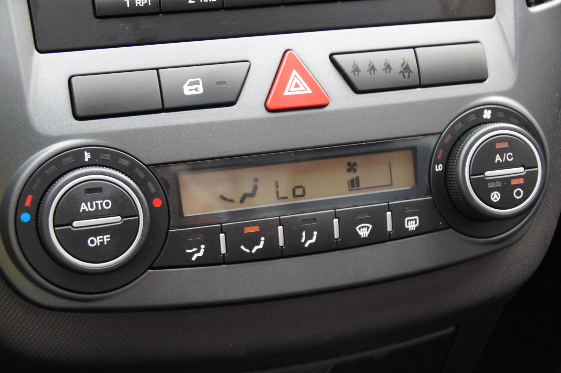 Foto van Kia Cee D